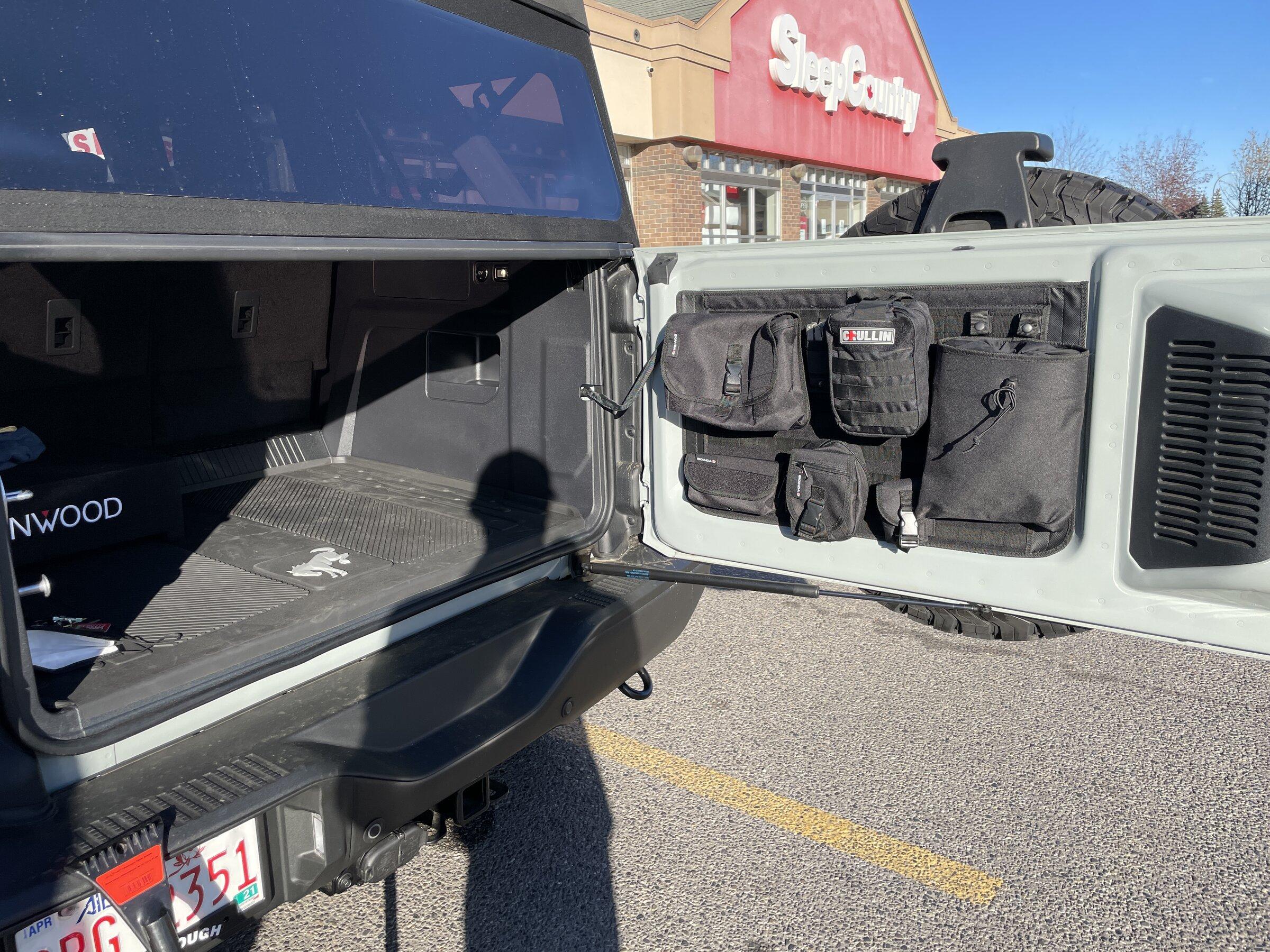 Ford Bronco Tailgate molle panel not fitting correctly? B64C9B01-1378-4889-8AE4-508193A4DEA8