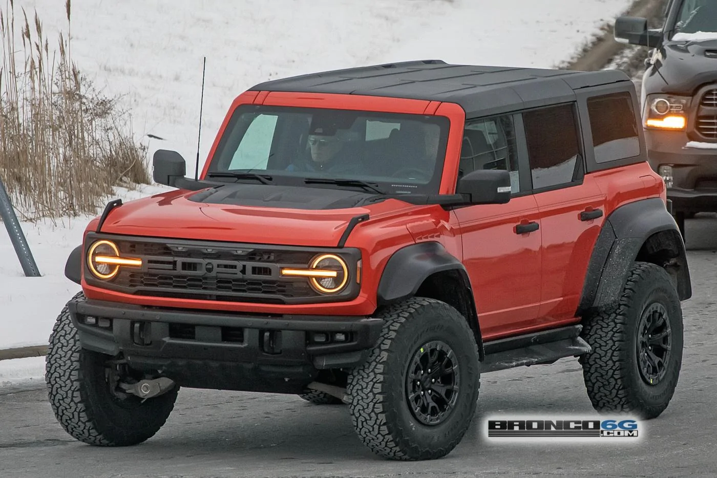 Ford Bronco 📷 Bronco Raptor Spied in Code Orange & Iconic Silver w/ New Interior Accents 2023-bronco-raptor-code-orange-spied-19