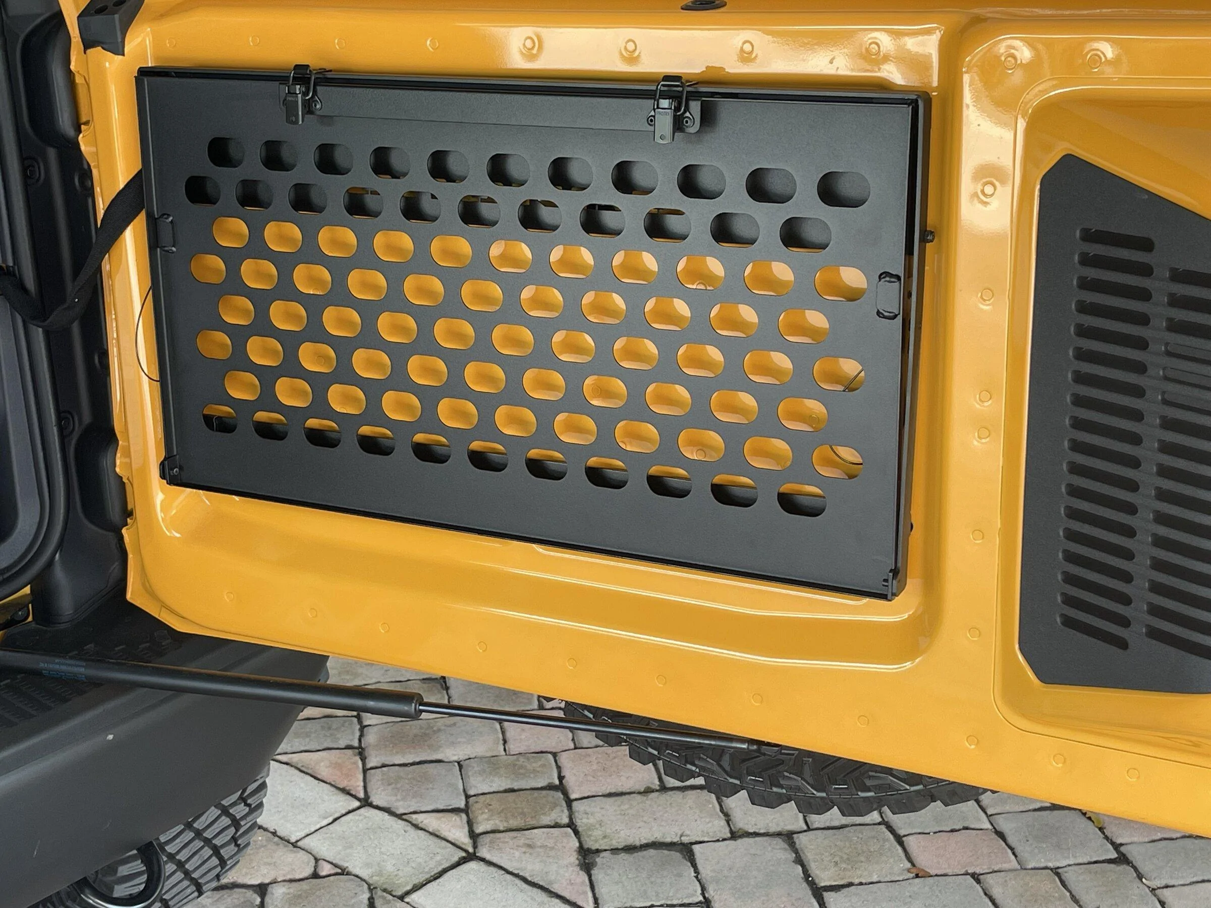 Ford Bronco Mudflaps and other mods 2AF9B4DA-BDDD-4B72-A5D3-D95870BB06F0