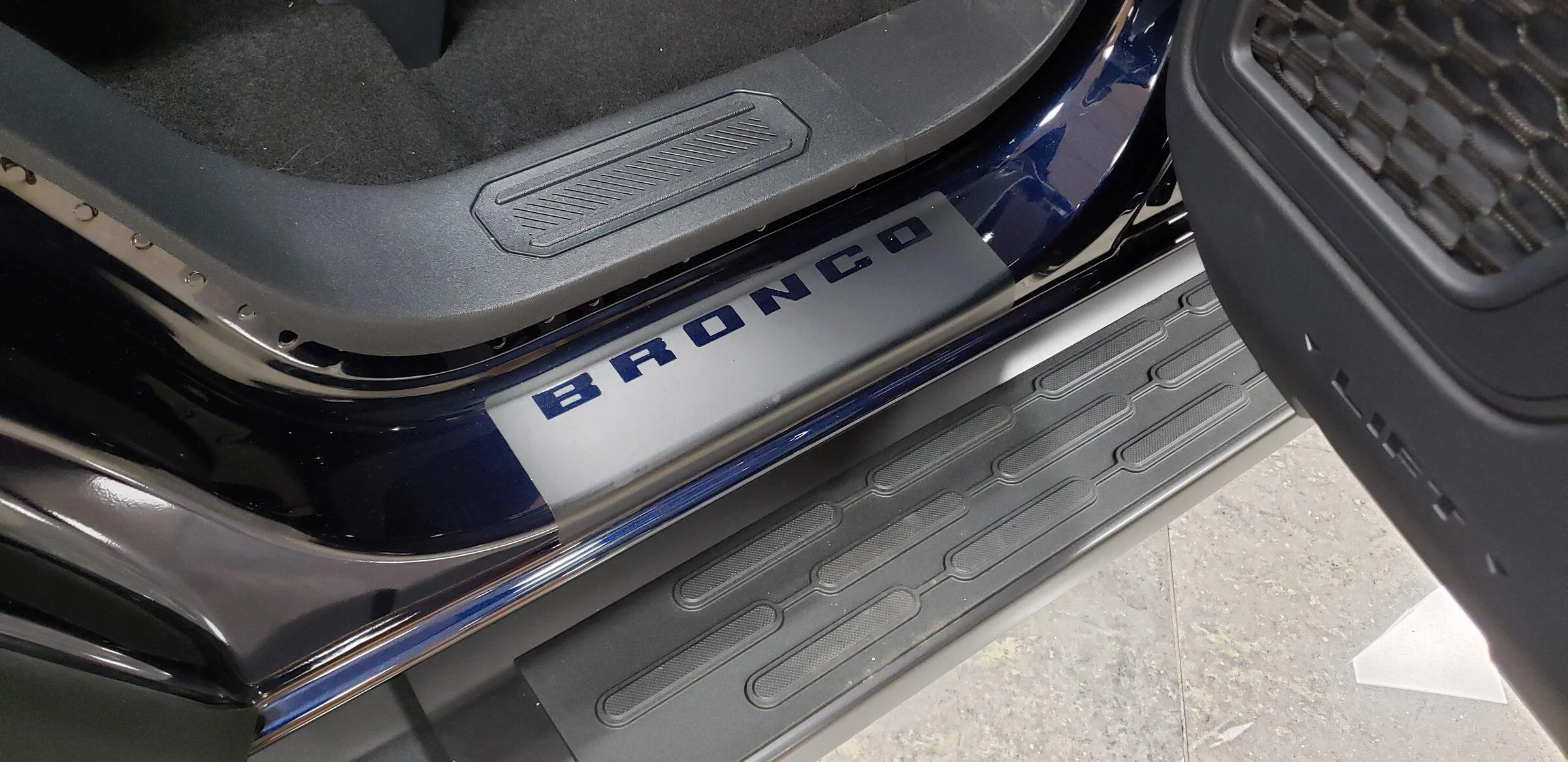 Ford Bronco Decals for hood, windows, and side stripes 20211221_170356