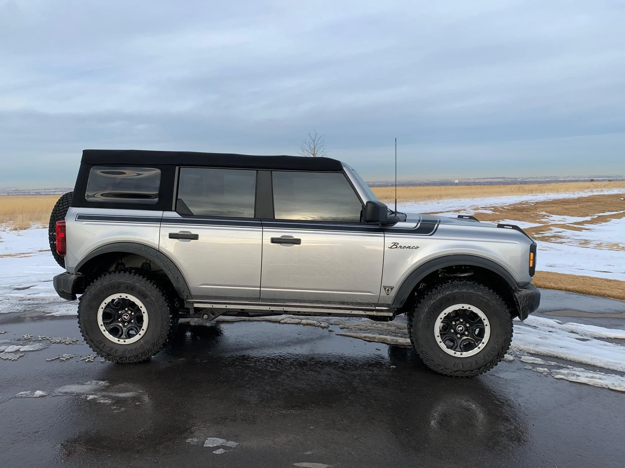 Ford Bronco MIKE1976 Silver Bullet Build IMG_1893