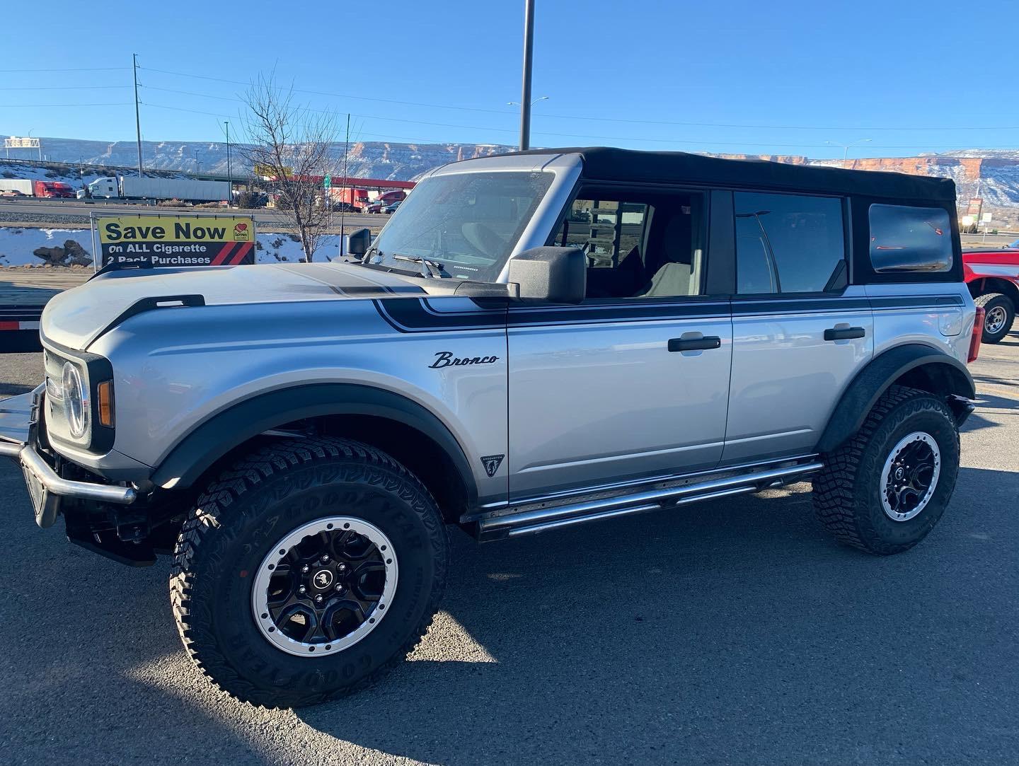 Ford Bronco MIKE1976 Silver Bullet Build image1