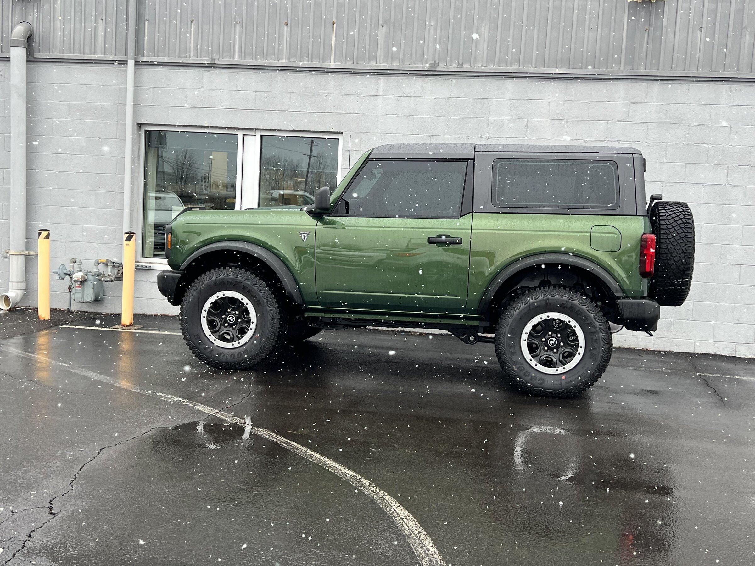 Ford Bronco ERUPTION GREEN Bronco Club 00FE3266-F63B-4ABA-B530-CAB81DD251DD