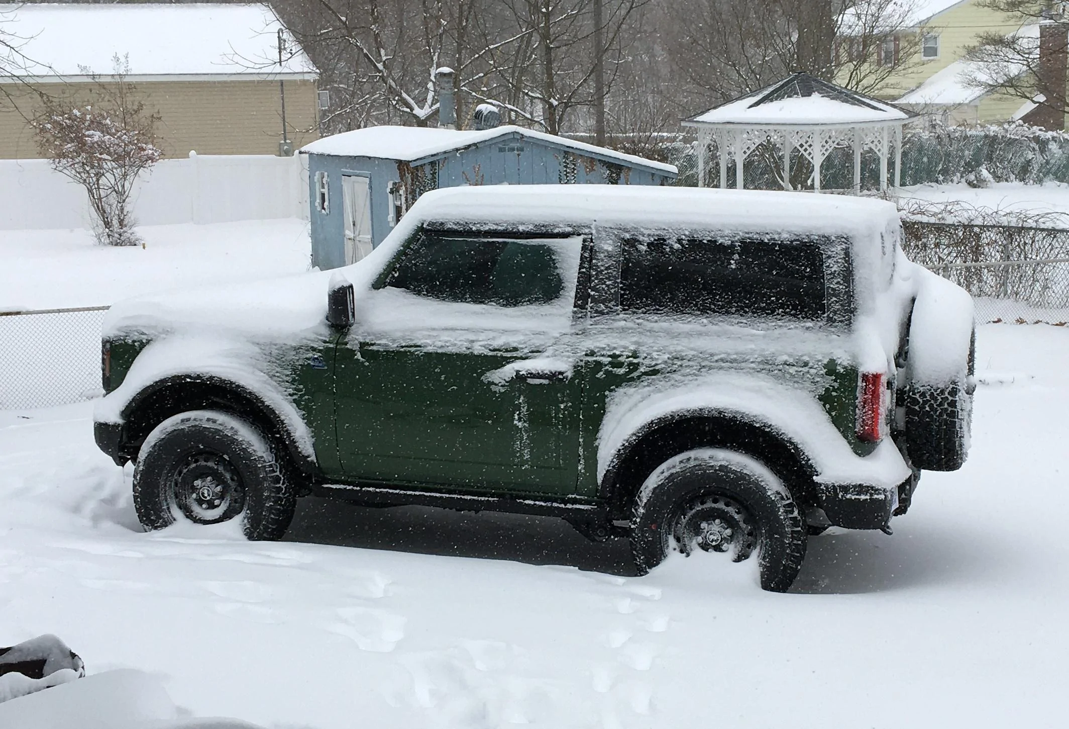 Ford Bronco ERUPTION GREEN Bronco Club Sno Bronco 