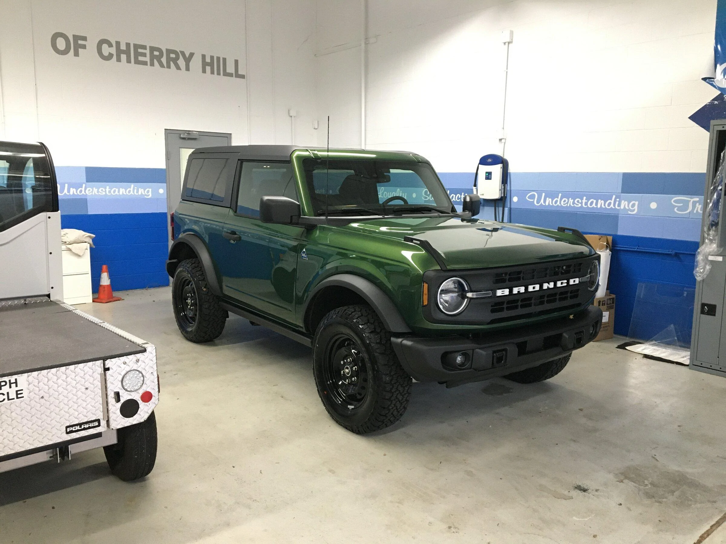Ford Bronco ERUPTION GREEN Bronco Club IMG_2783