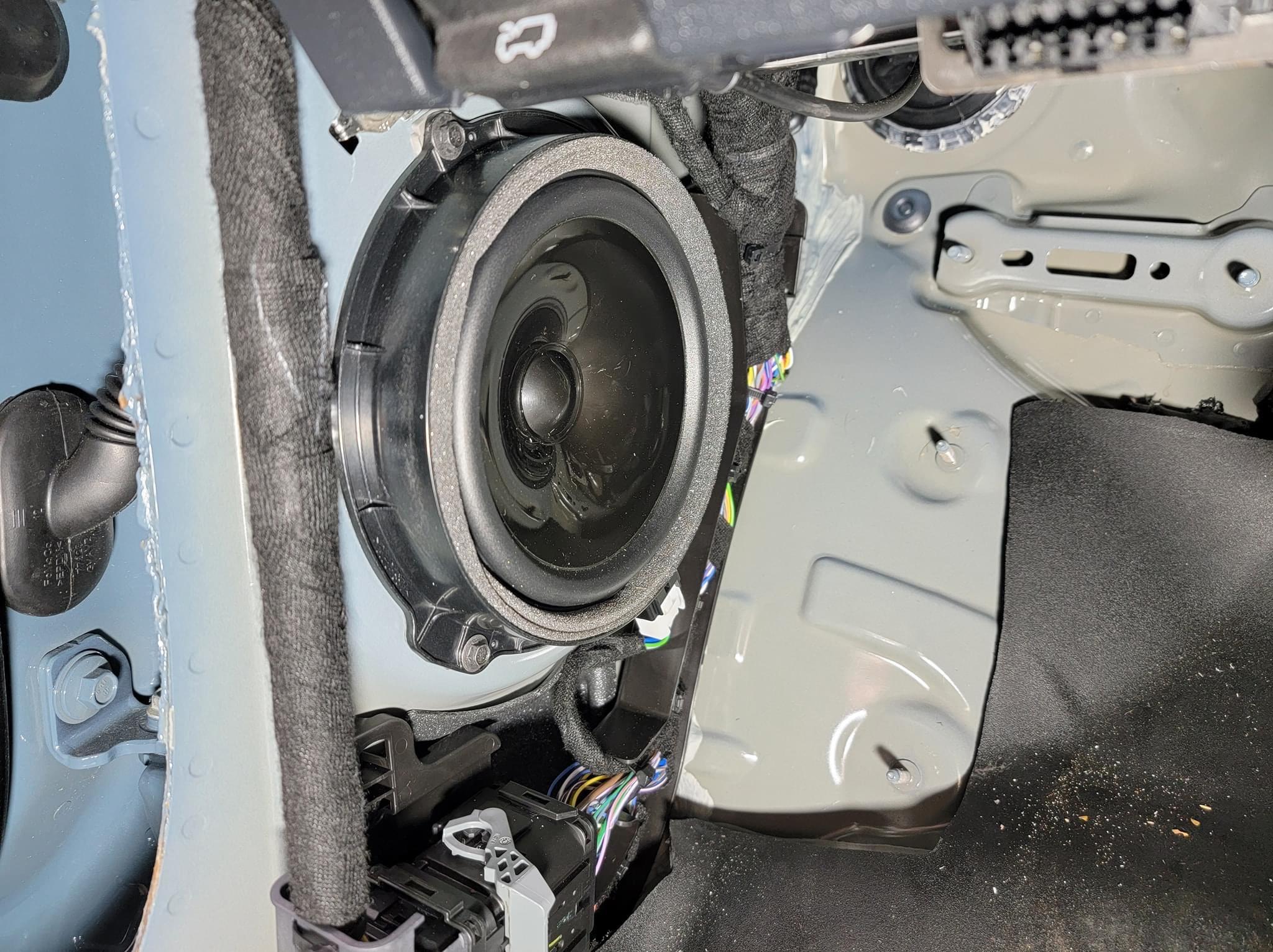 Ford Bronco Pro speaker upgrade 634745F8-09AC-4511-BFF7-6E433DBDAE32