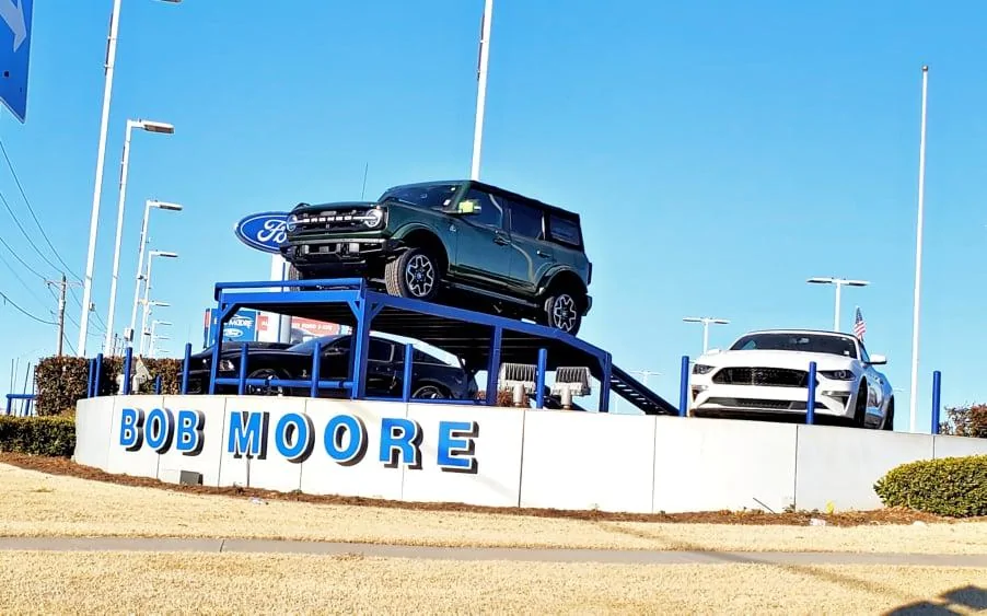 Ford Bronco 🛠 1/3/22 Build Week Group 272398169_381823800415458_2172835843626626471_n