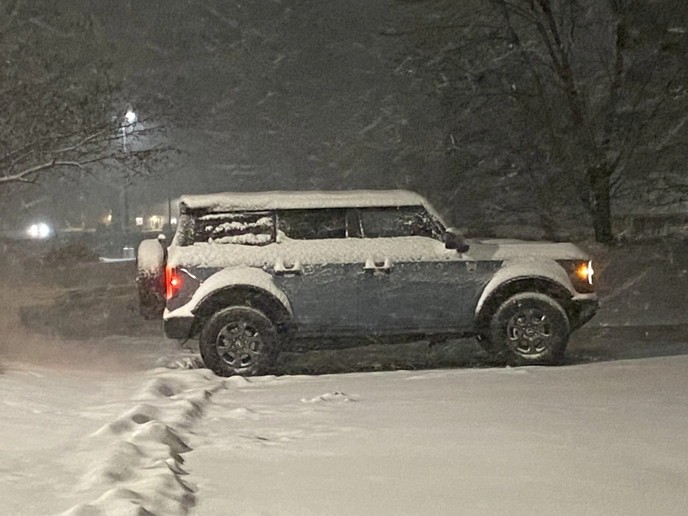 Ford Bronco First Snow With The Bronco 52CA7246-856B-49E0-B607-4DFE1D9B1CE8