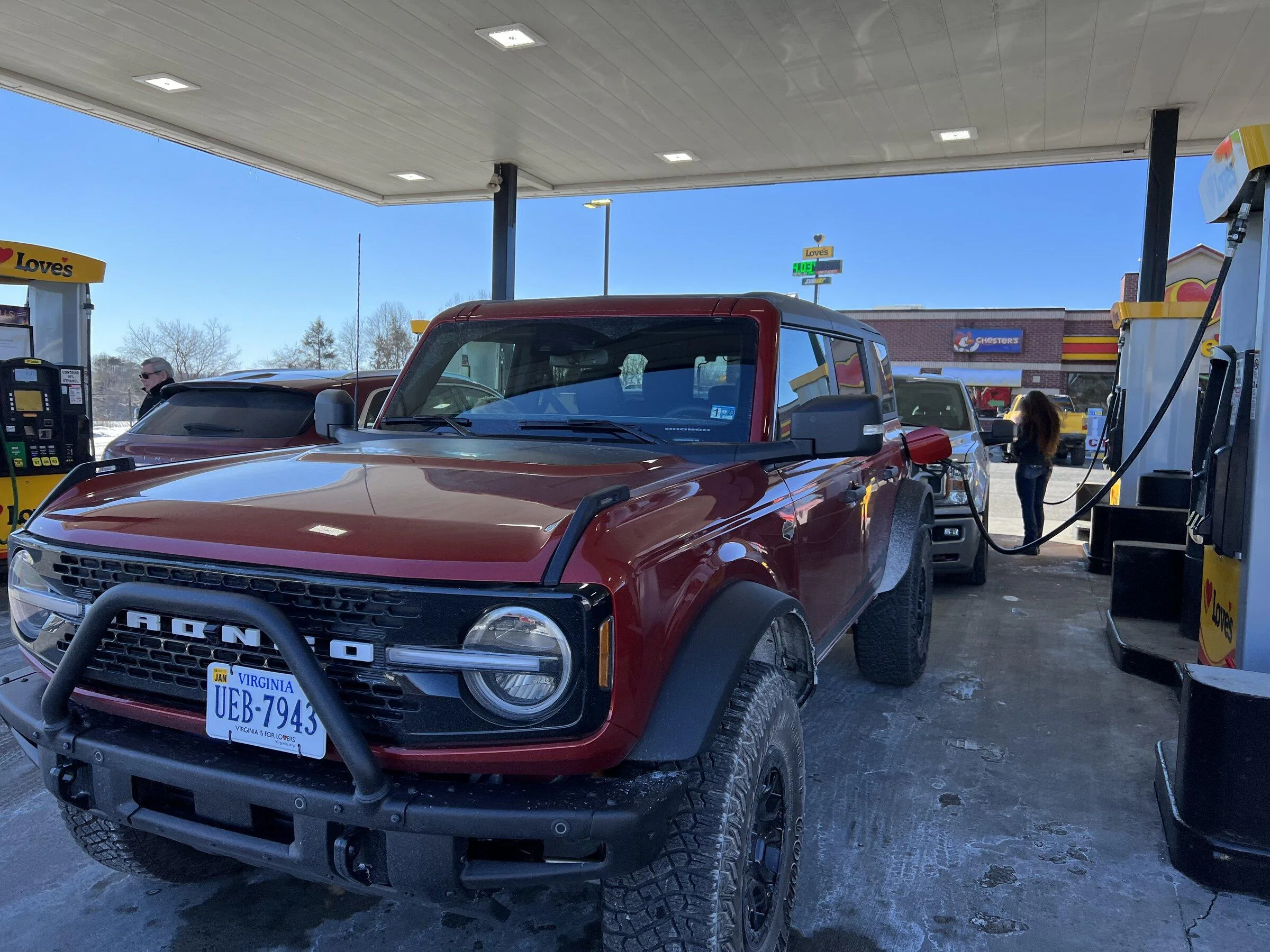 Ford Bronco Bronco vs. Wrangler On-Road & Off-Road - Decisions, Decisions (Everyday Driver comparison review) 72E44FD6-D8C2-4A96-A087-ED7E30A70C38