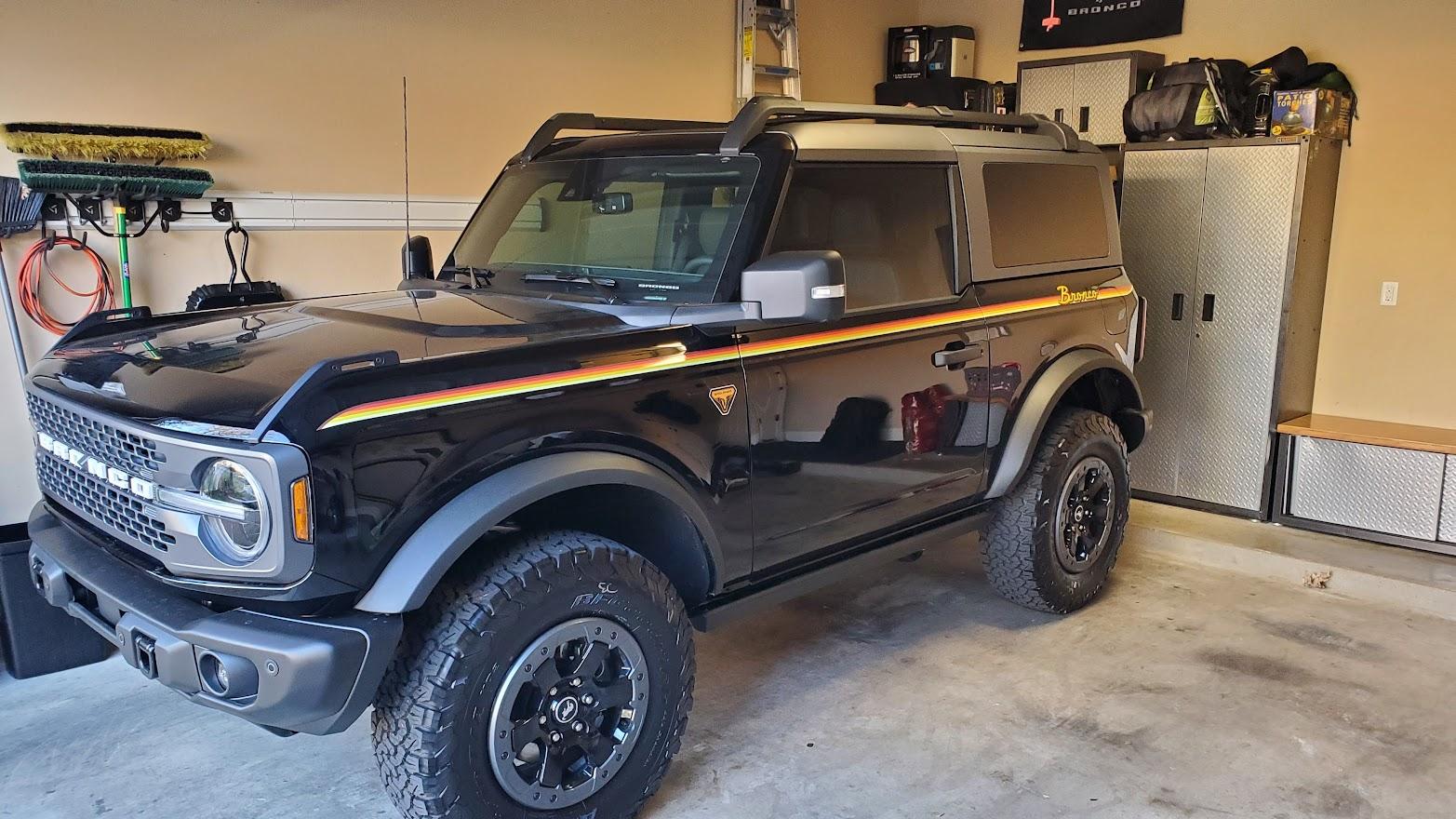Ford Bronco SHADOW BLACK Bronco Club Garage1