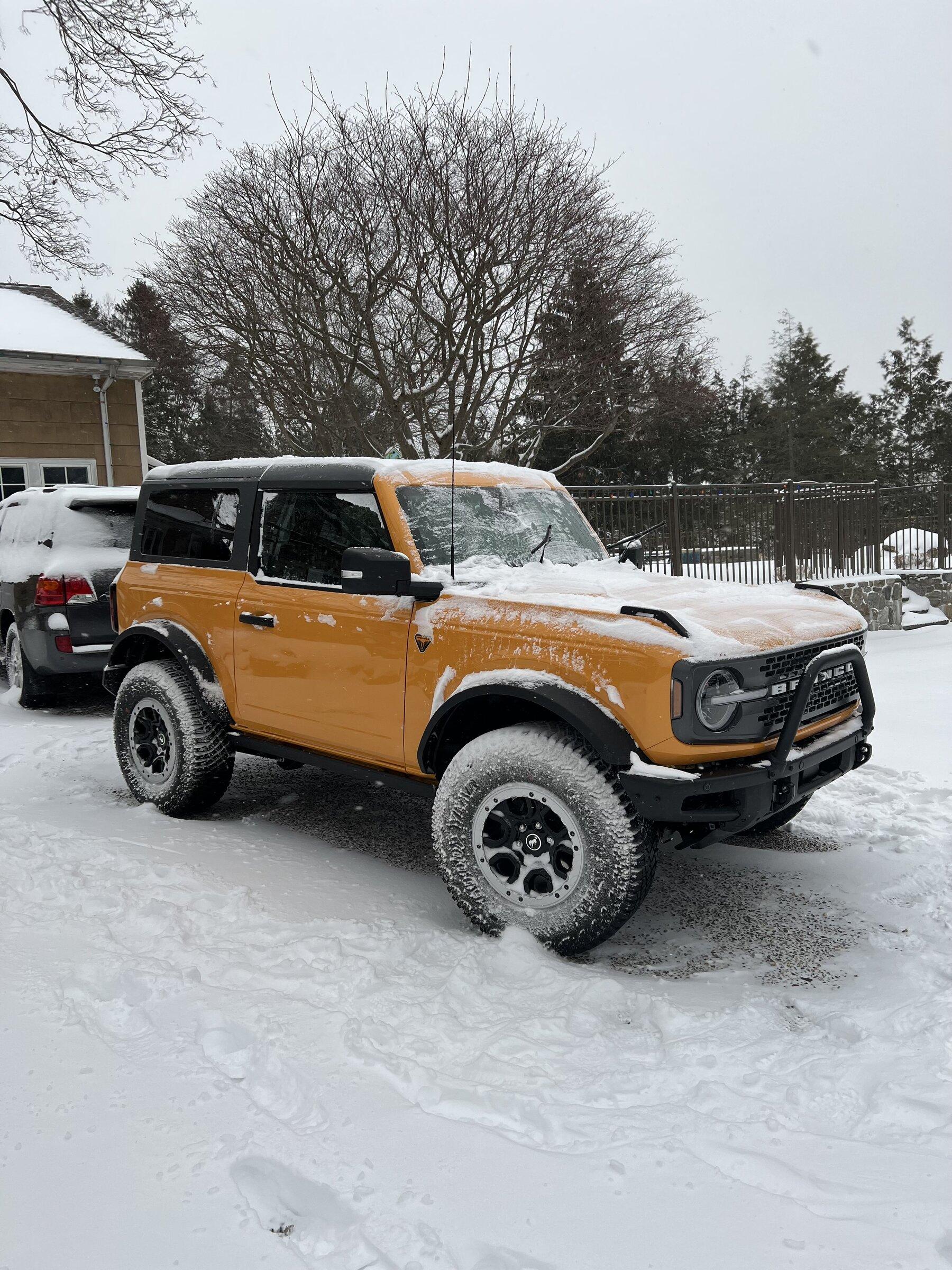Ford Bronco 2DR Cyber Orange Badlands IMG_0899