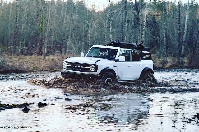 Ford Bronco Outer Banks Sasquatch Bliss B402554A-D46D-4AAC-8721-2EC6CF7F6859