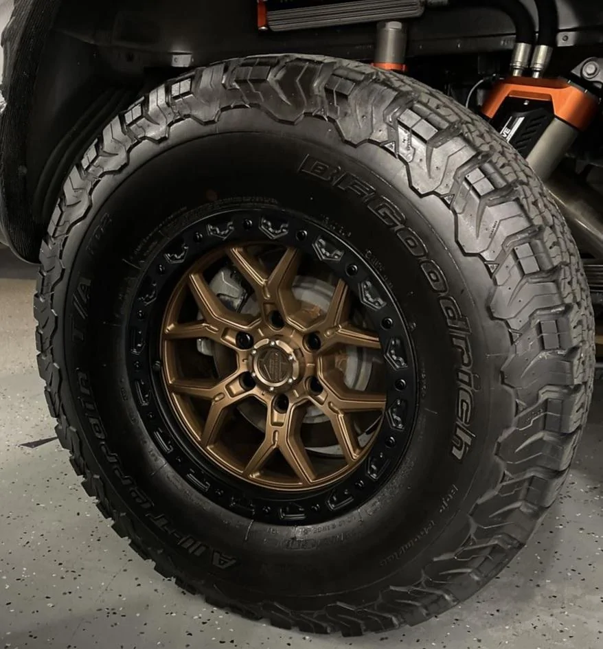 Ford Bronco RTR Wheels stuck at port 20211119_193902
