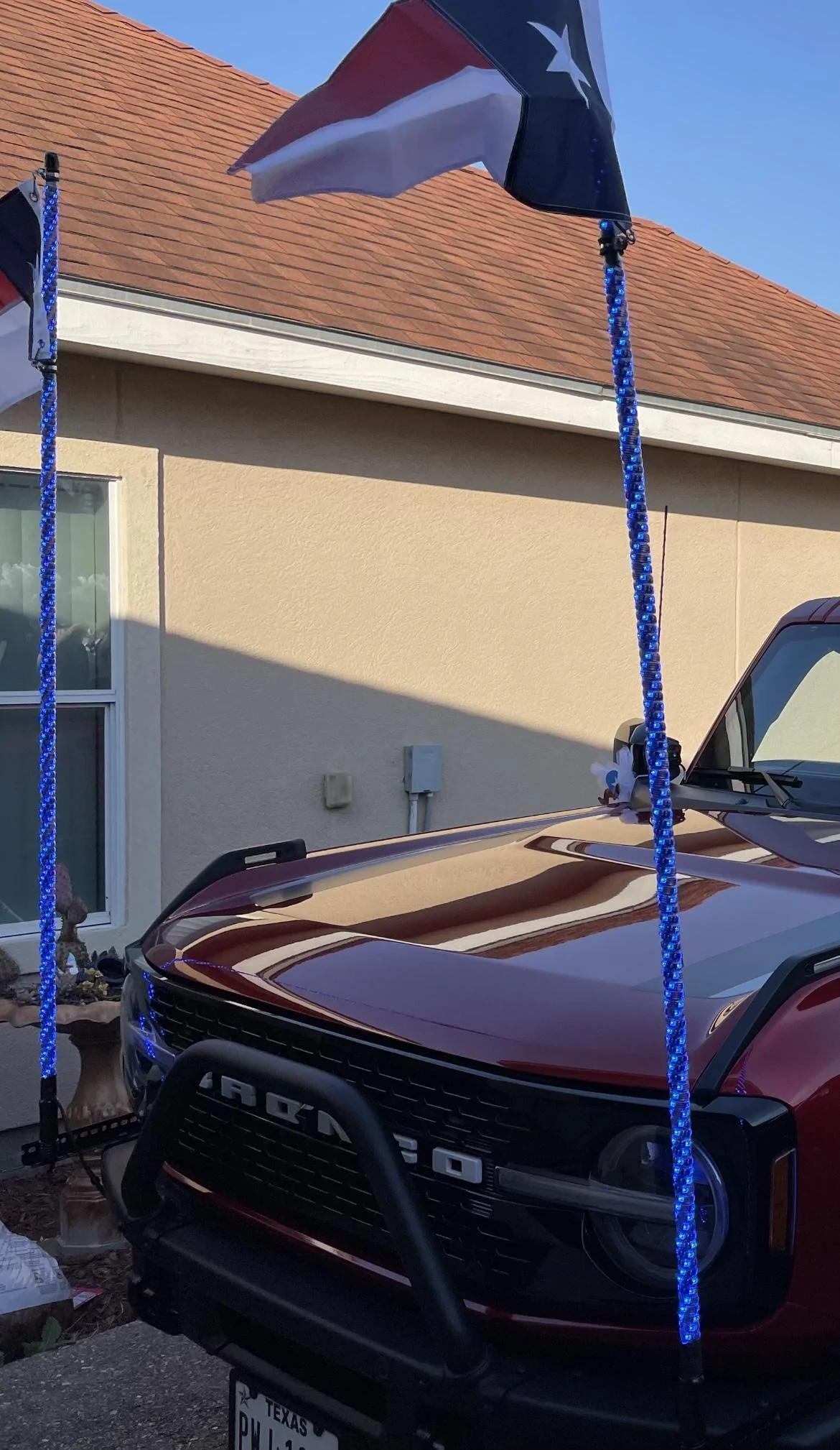 Ford Bronco FLAG WHIP quick solution installed 3E78F18E-BAE7-436A-883B-BB53B282E74F