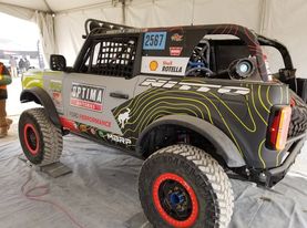 Ford Bronco Insights into the 4600 Broncos at King of the Hammers & look at winch mount 272712807_297268642384813_1601380741852206687_n