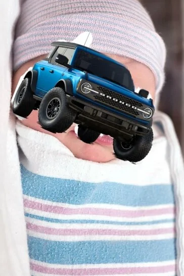 Ford Bronco 🛠 01/24/22 Build Week Group 20220116_164419
