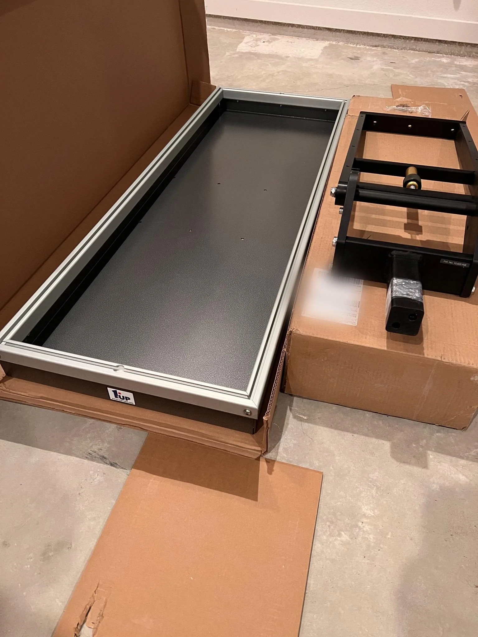 Ford Bronco Cargo space solution: pakmule F57E8822-5BA3-4A95-80D5-5B586C658821