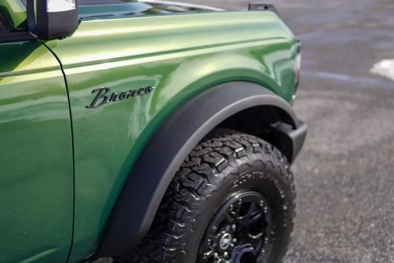 Ford Bronco ERUPTION GREEN Bronco Club BDB6C66F-24B6-485A-805A-1CF4B2FE0AA1