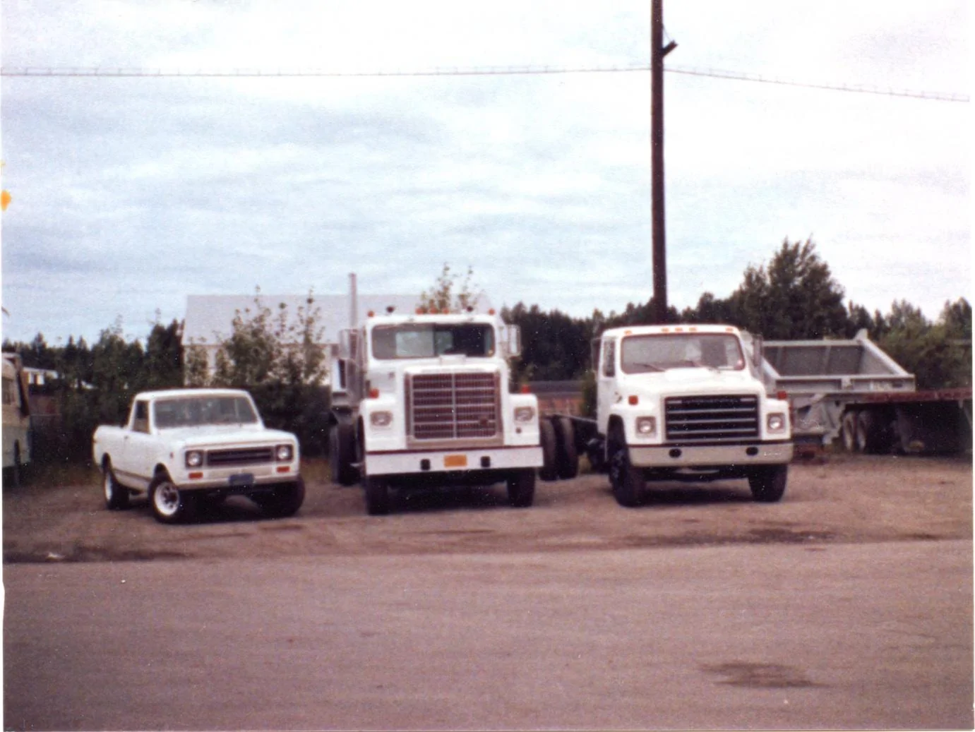 IH Truck & Family Sweet Pea.jpg
