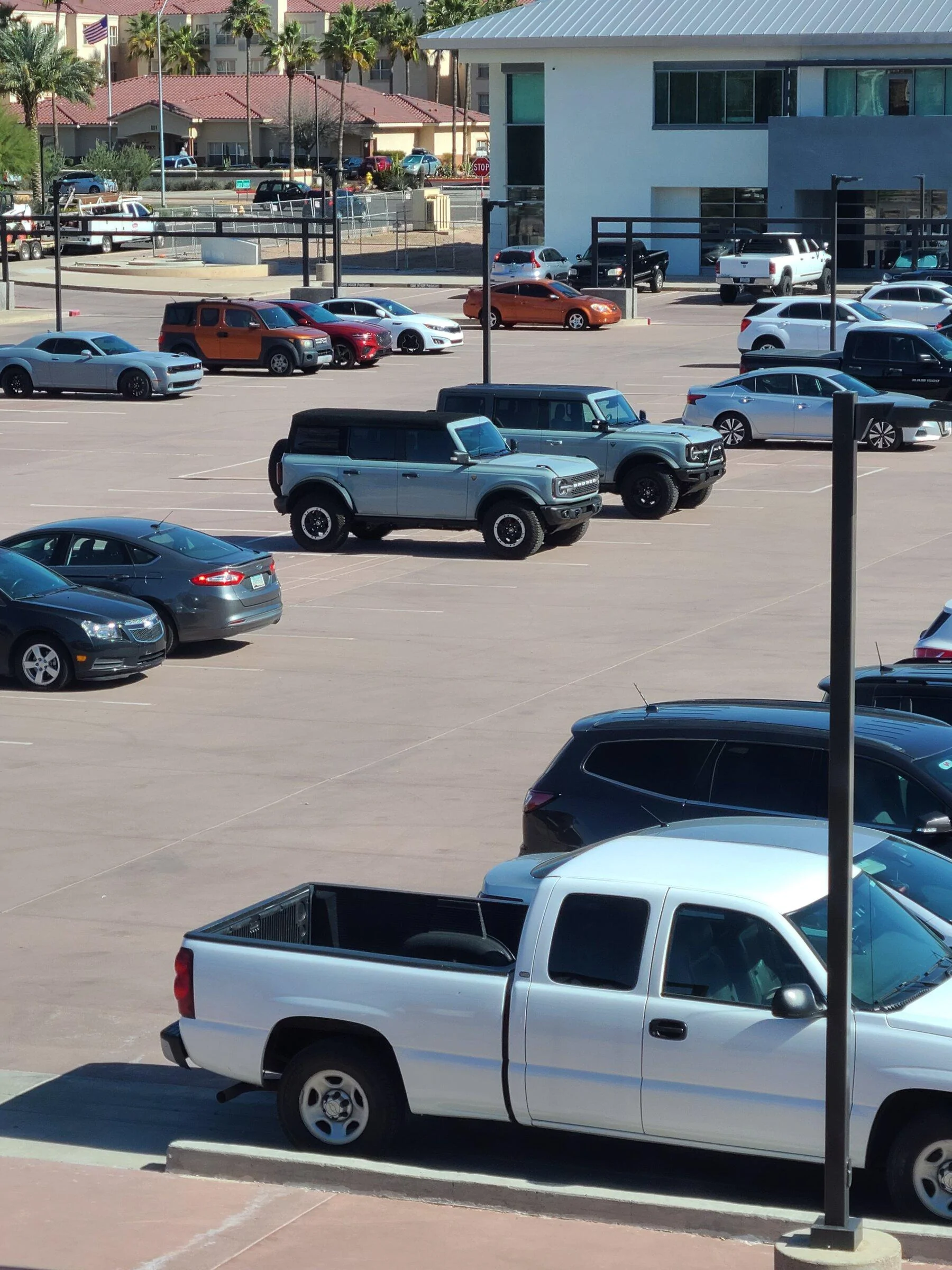 Ford Bronco CACTUS GRAY Bronco Club 20220202_123228