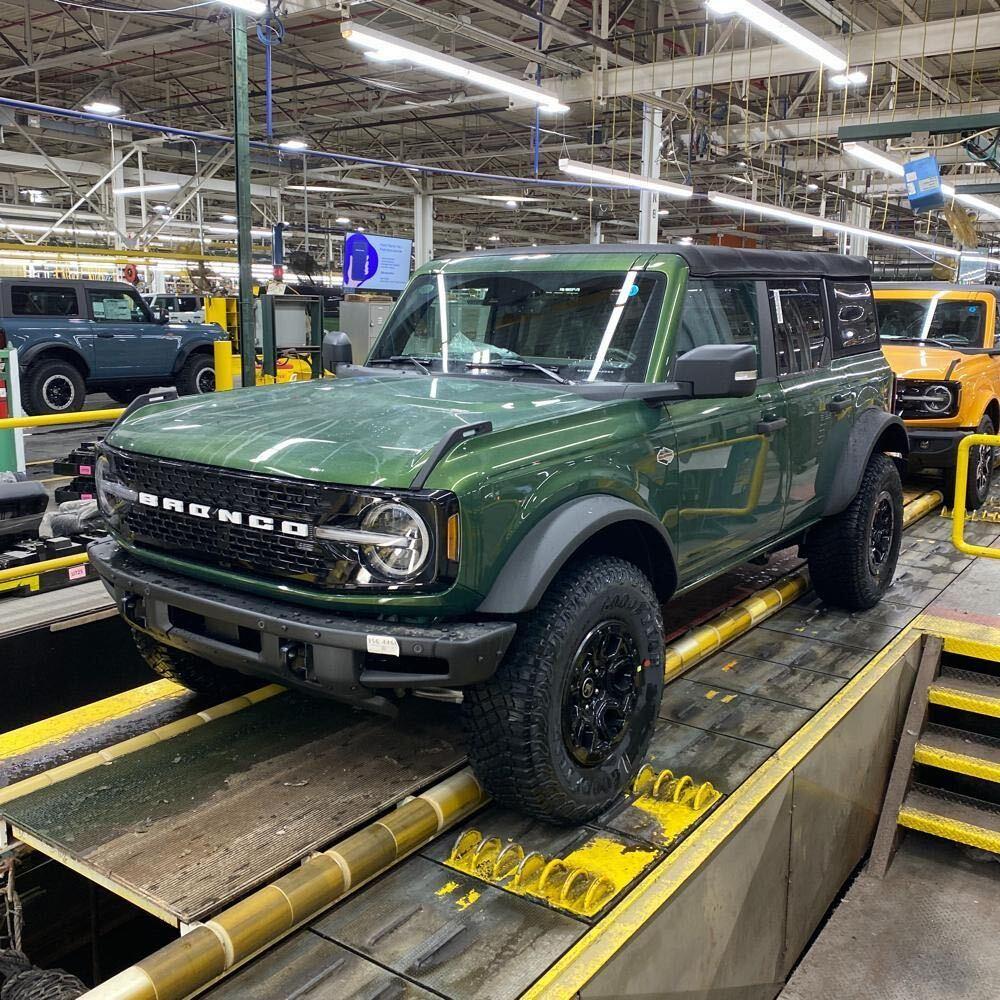 Bronco.jpg
