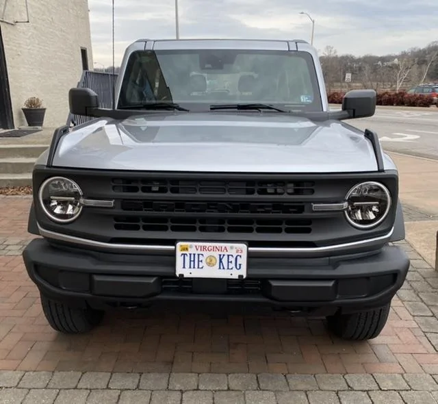 Ford Bronco ICONIC SILVER Bronco Club A726BBCD-F75B-4ADE-8F42-7F757F72D106