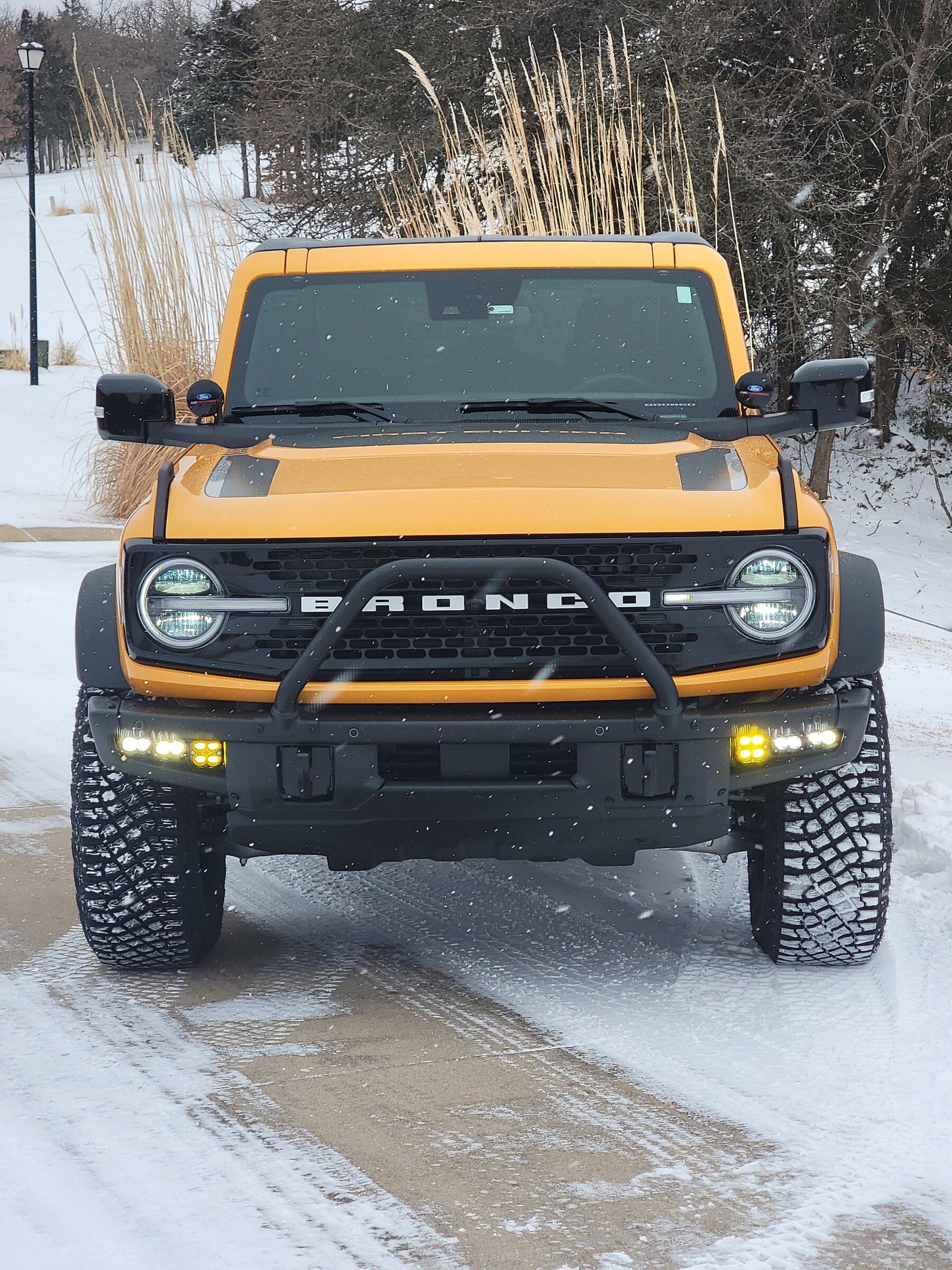 Ford Bronco My FE's First Snow 20220203_115424