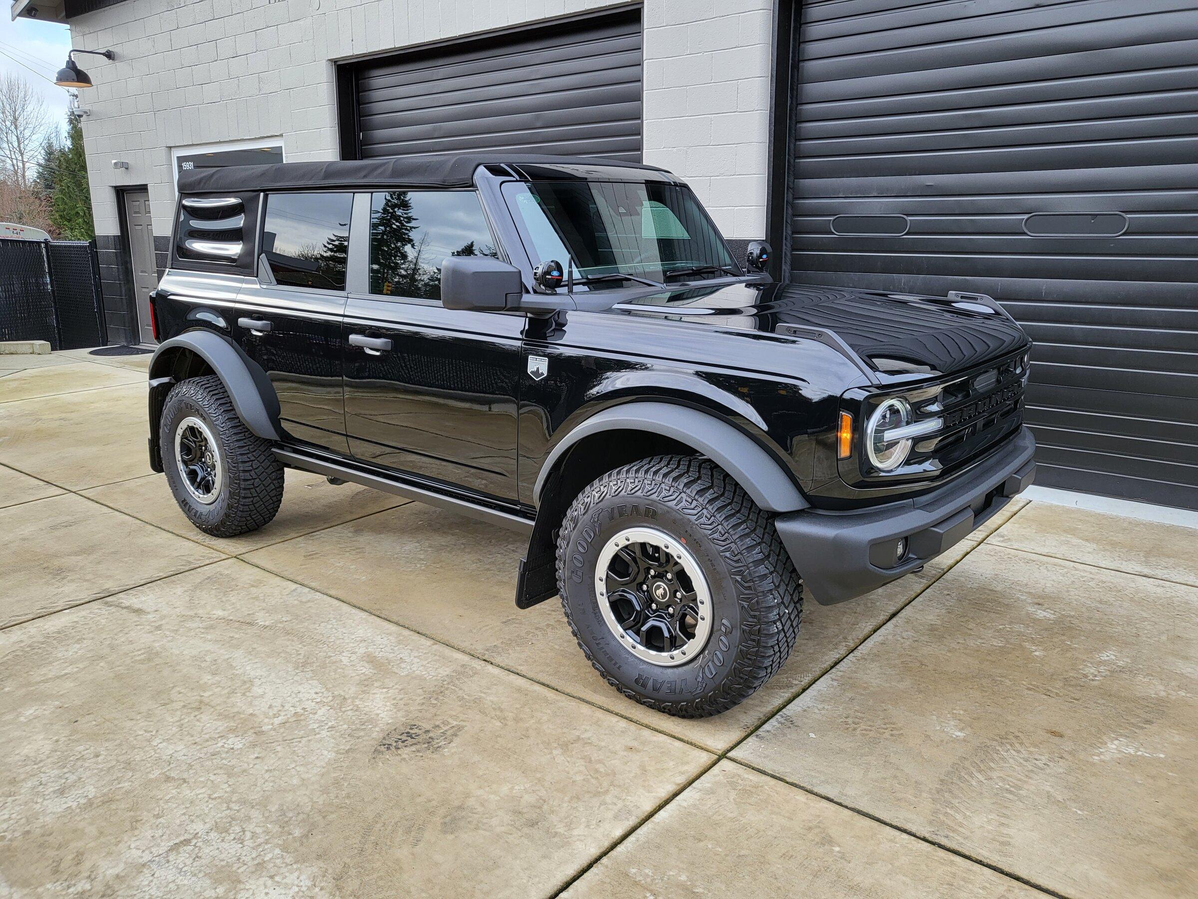 Ford Bronco Request: Carbonized Grey vs Shadow Black pics 20220107_131033