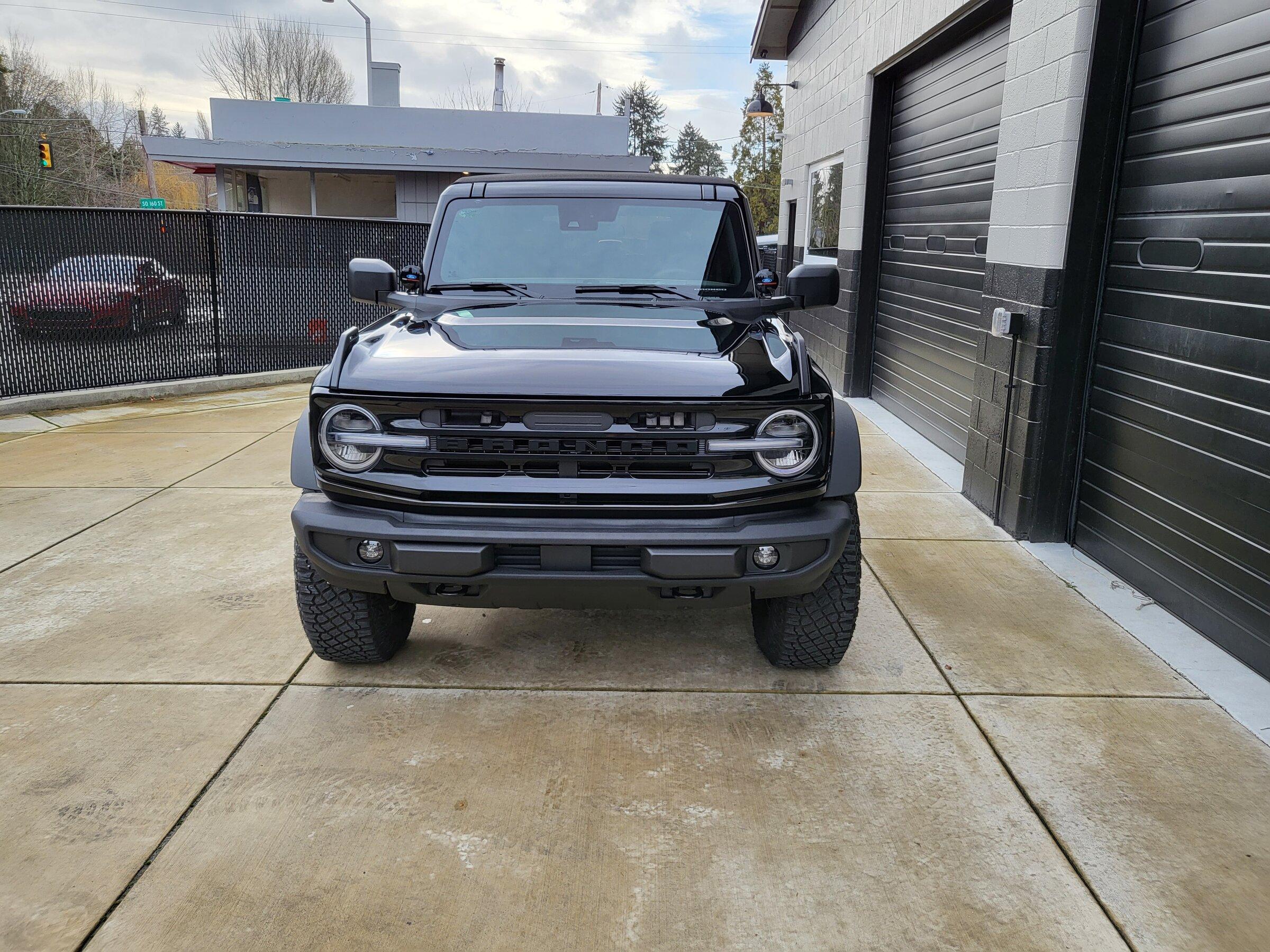 Ford Bronco Request: Carbonized Grey vs Shadow Black pics 20220107_131020