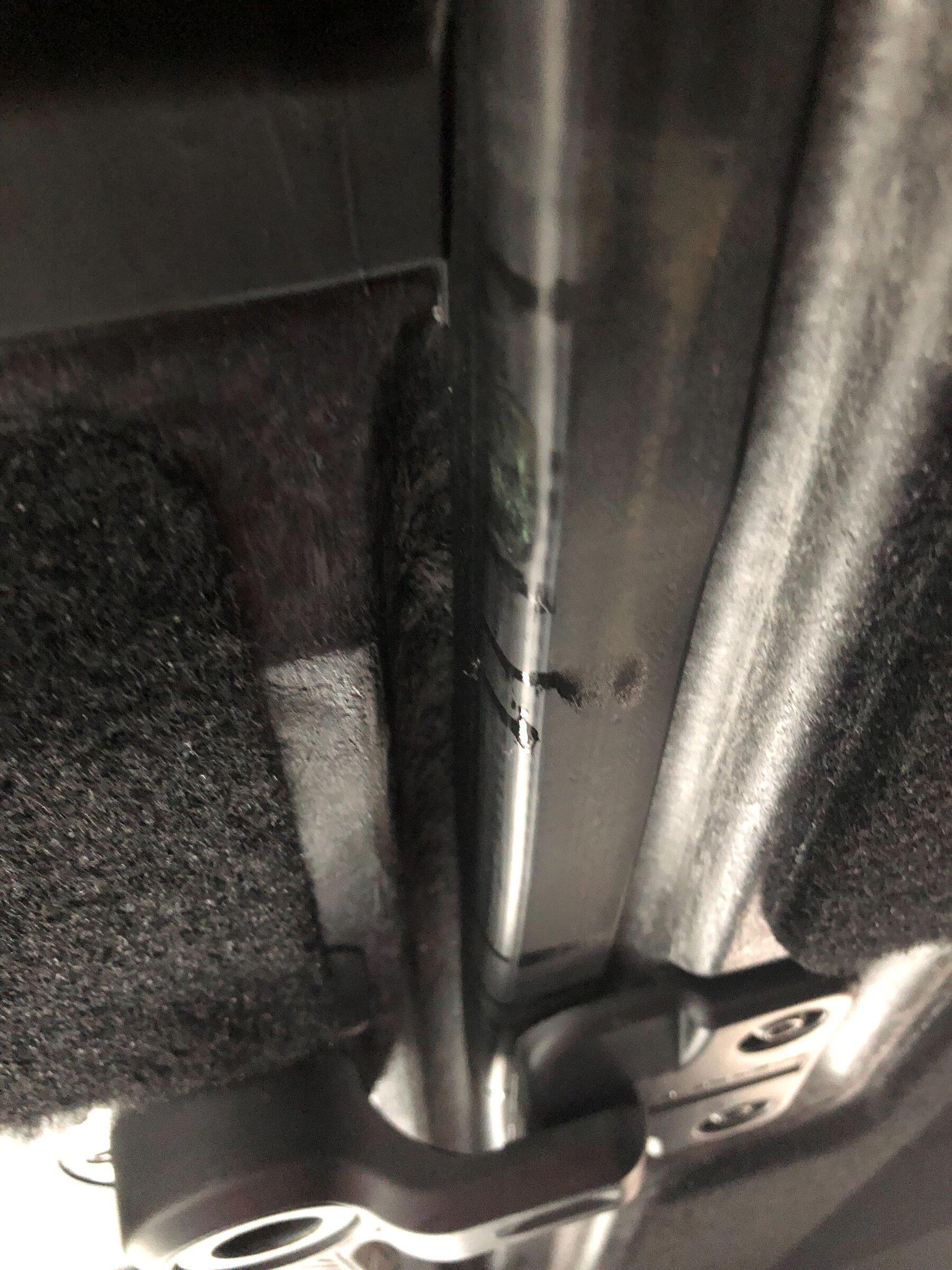 Ford Bronco MIC Hard Top Leaking leak 1