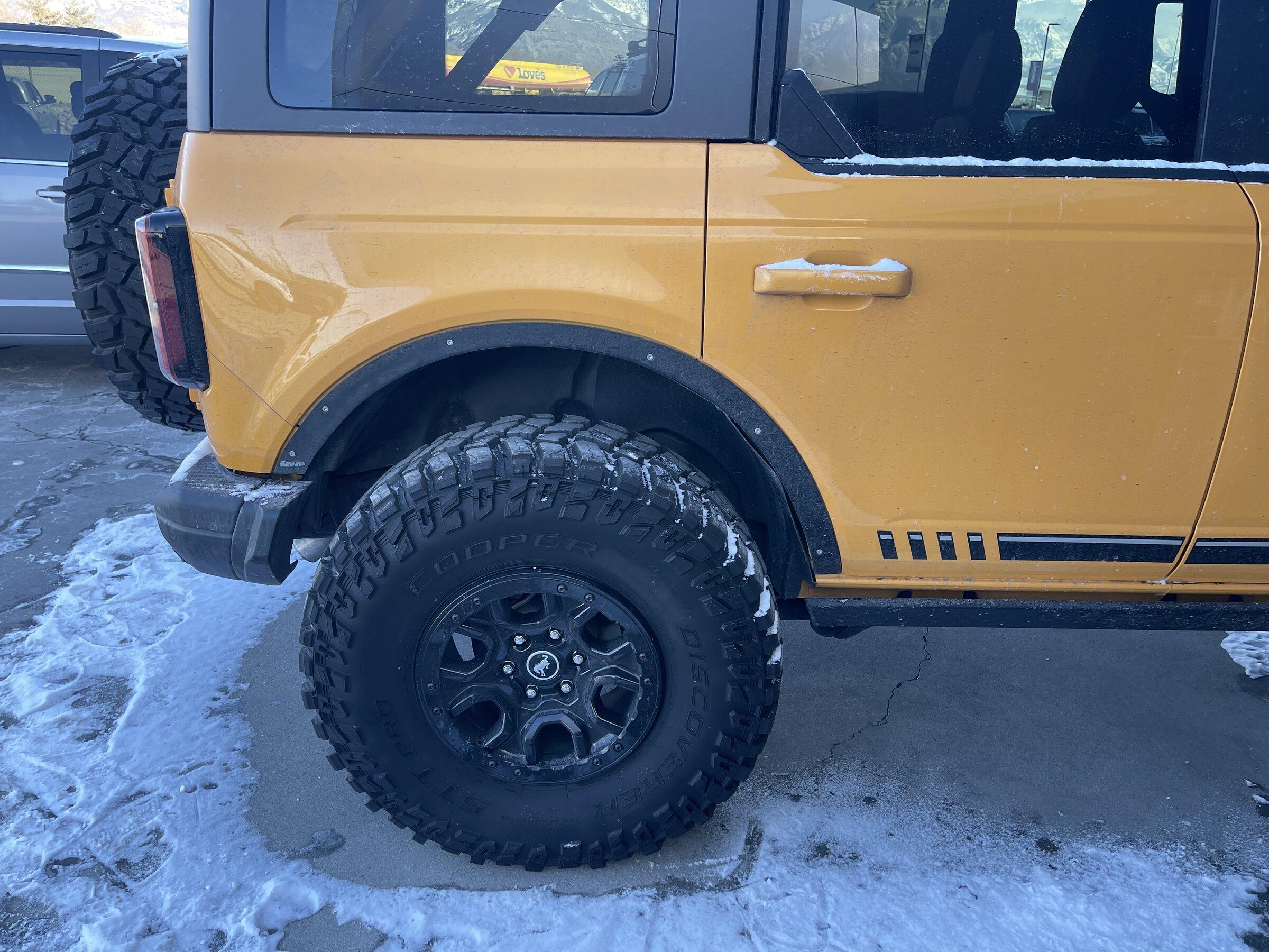 Ford Bronco What’s wrong with this picture? Help F6B10441-C61A-4FEB-81B0-16A84D7B1F1B