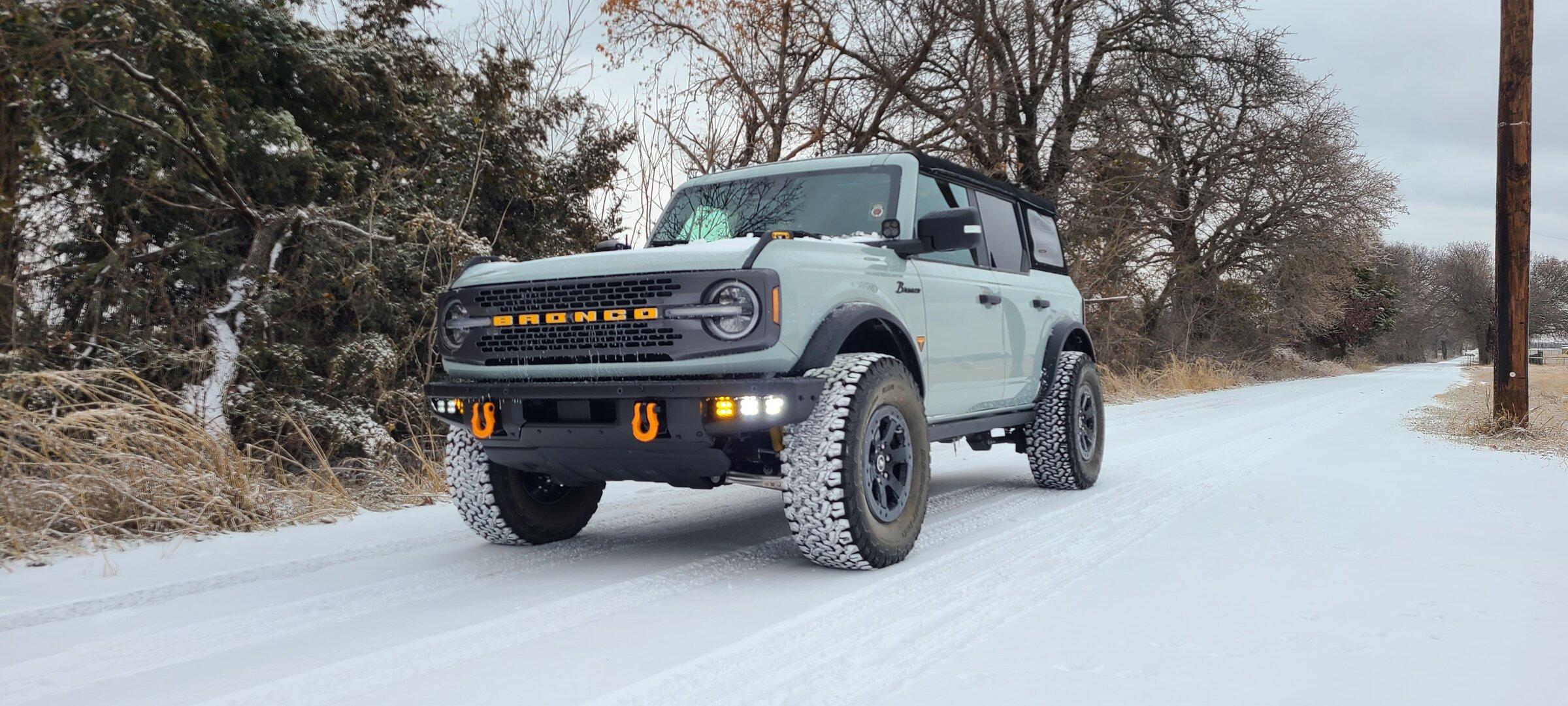 Ford Bronco CACTUS GRAY Bronco Club 20220203_162803