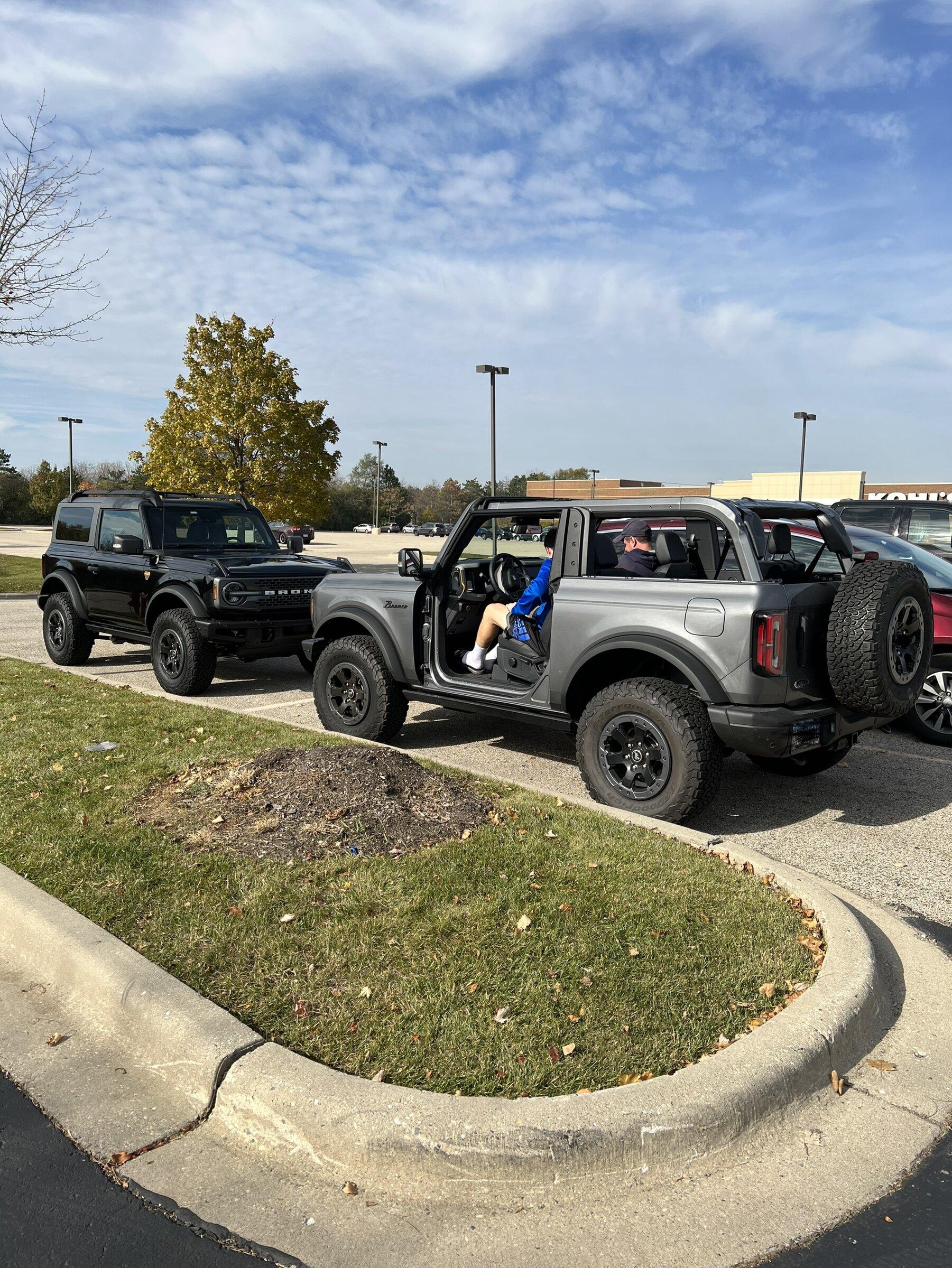 Ford Bronco Request: Carbonized Grey vs Shadow Black pics IMG_0227