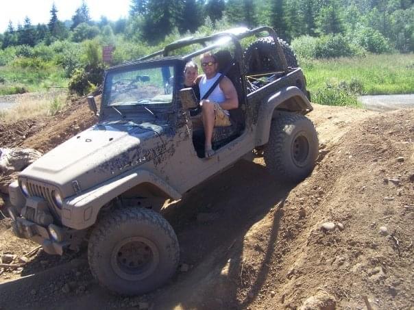 Ford Bronco This thing is a mud magnet! 892BEC3C-CD7F-4373-B5C2-F1B9A90C9FE8