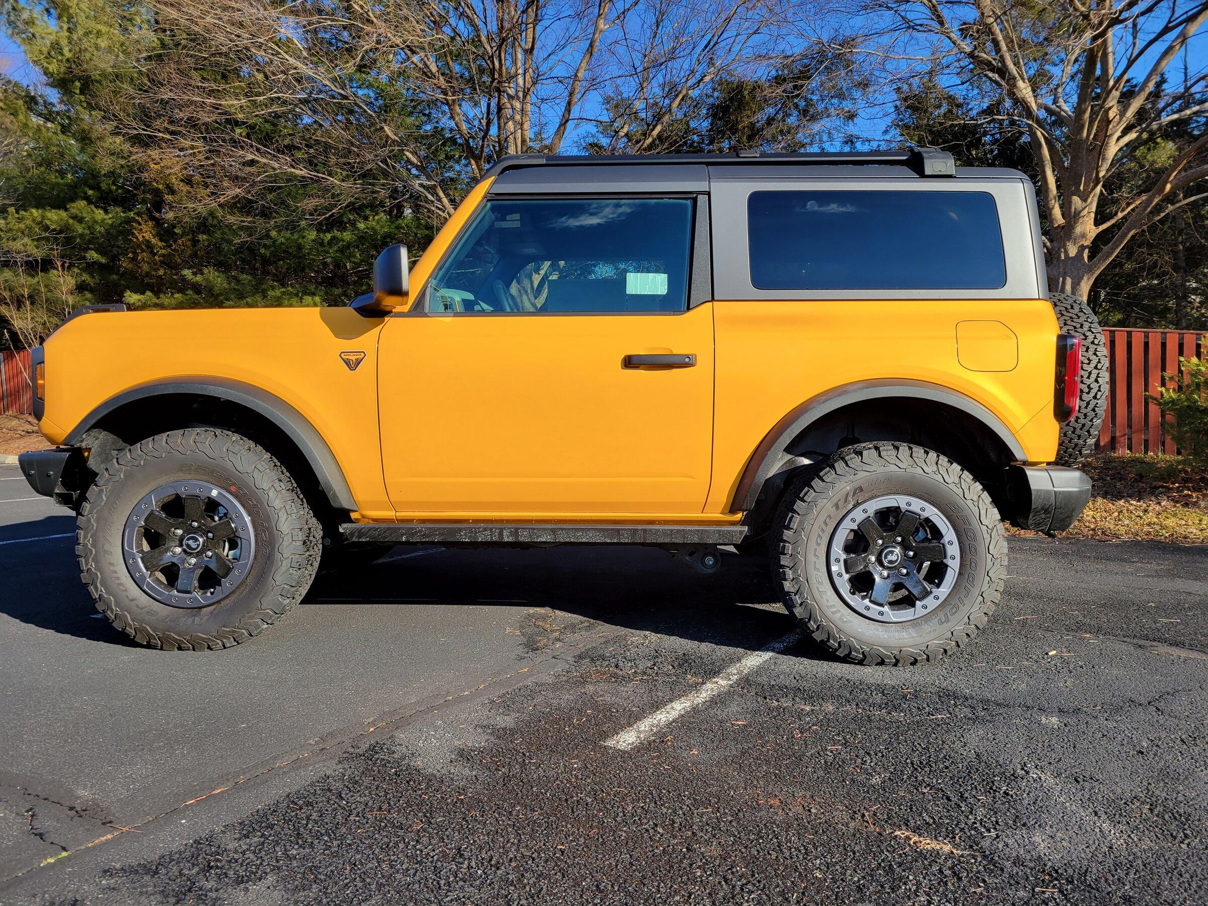 Ford Bronco Bronco Team 2 door. 20220205_091746