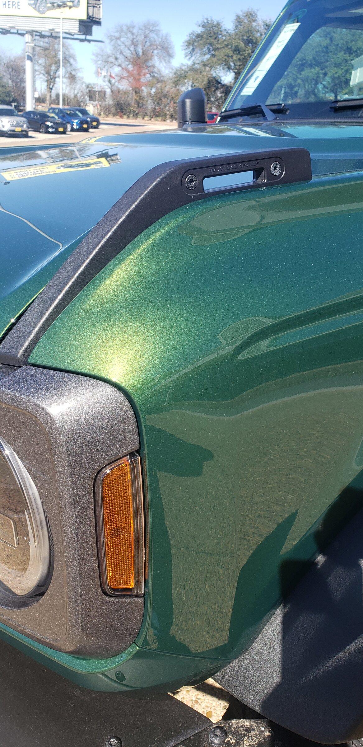 Ford Bronco Eruotion Green Badlands Lux Available 20220205_133014