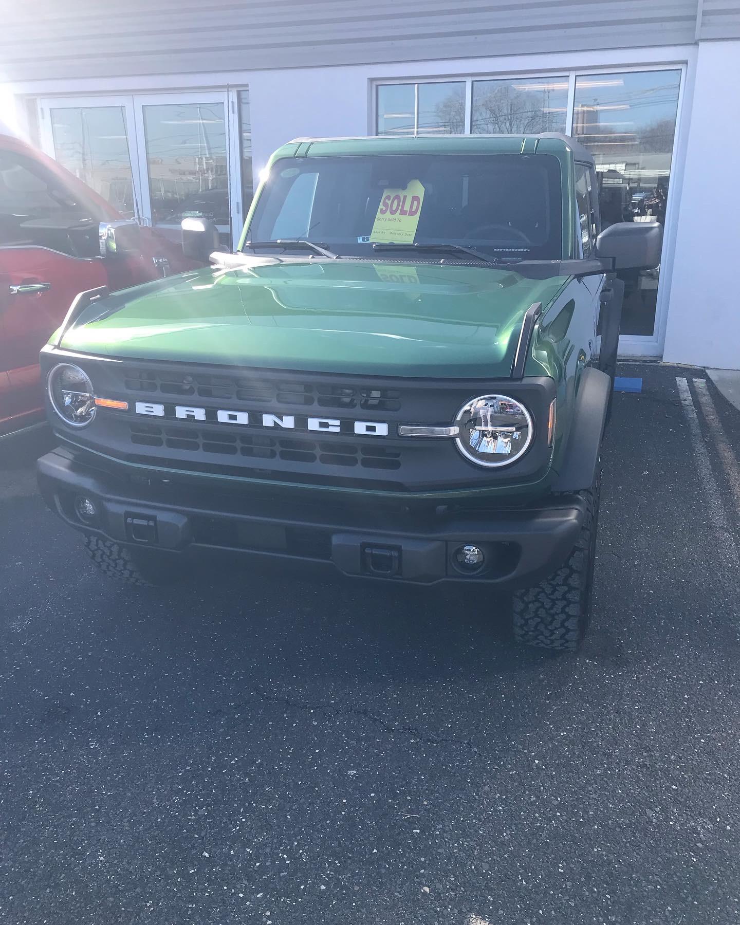 Ford Bronco 🛠 1/3/22 Build Week Group 48F17598-0285-440B-BAEA-9996690438D4