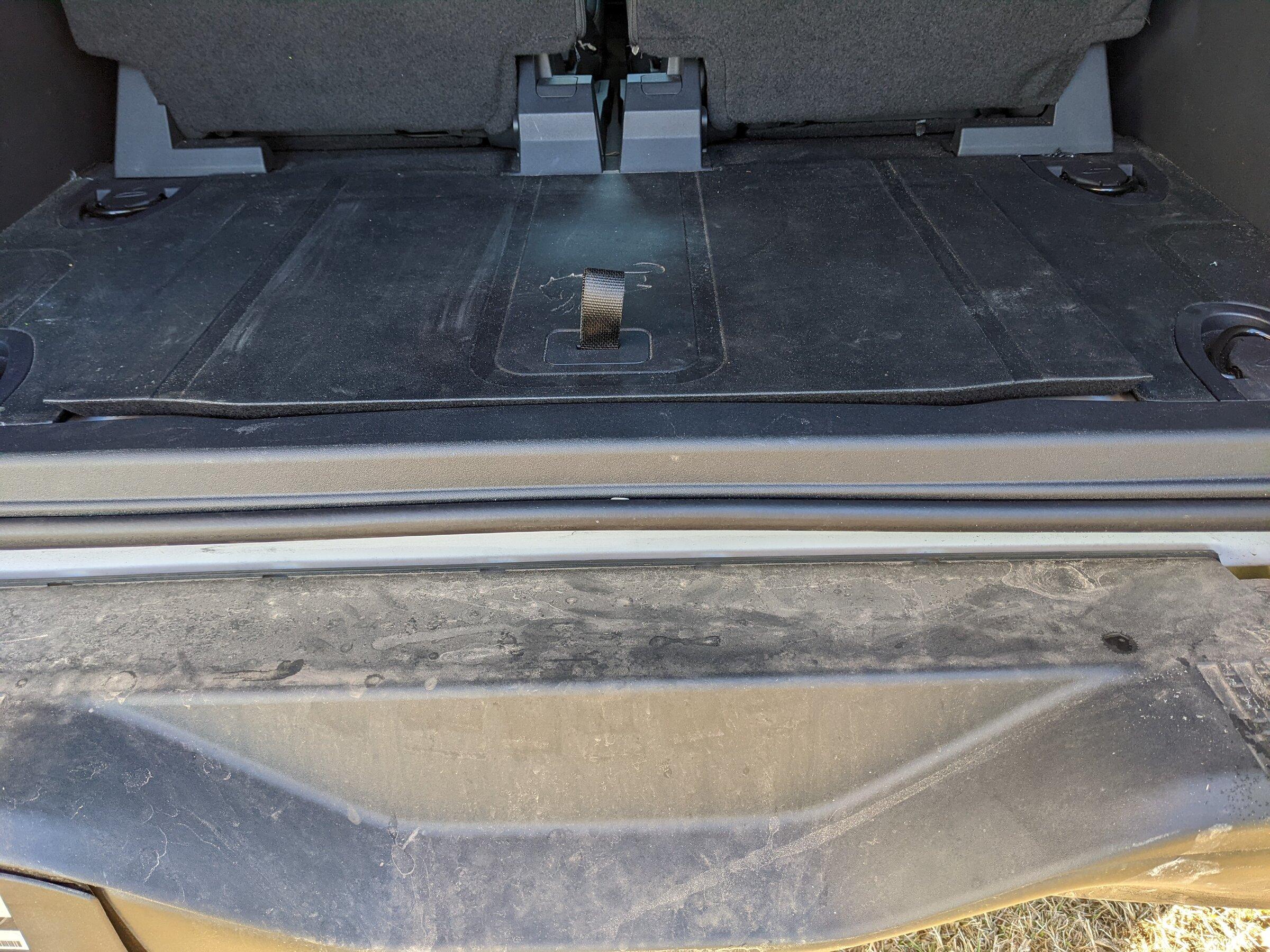 Ford Bronco Bronco 1  Nissan Versa 0 PXL_20220206_145438841