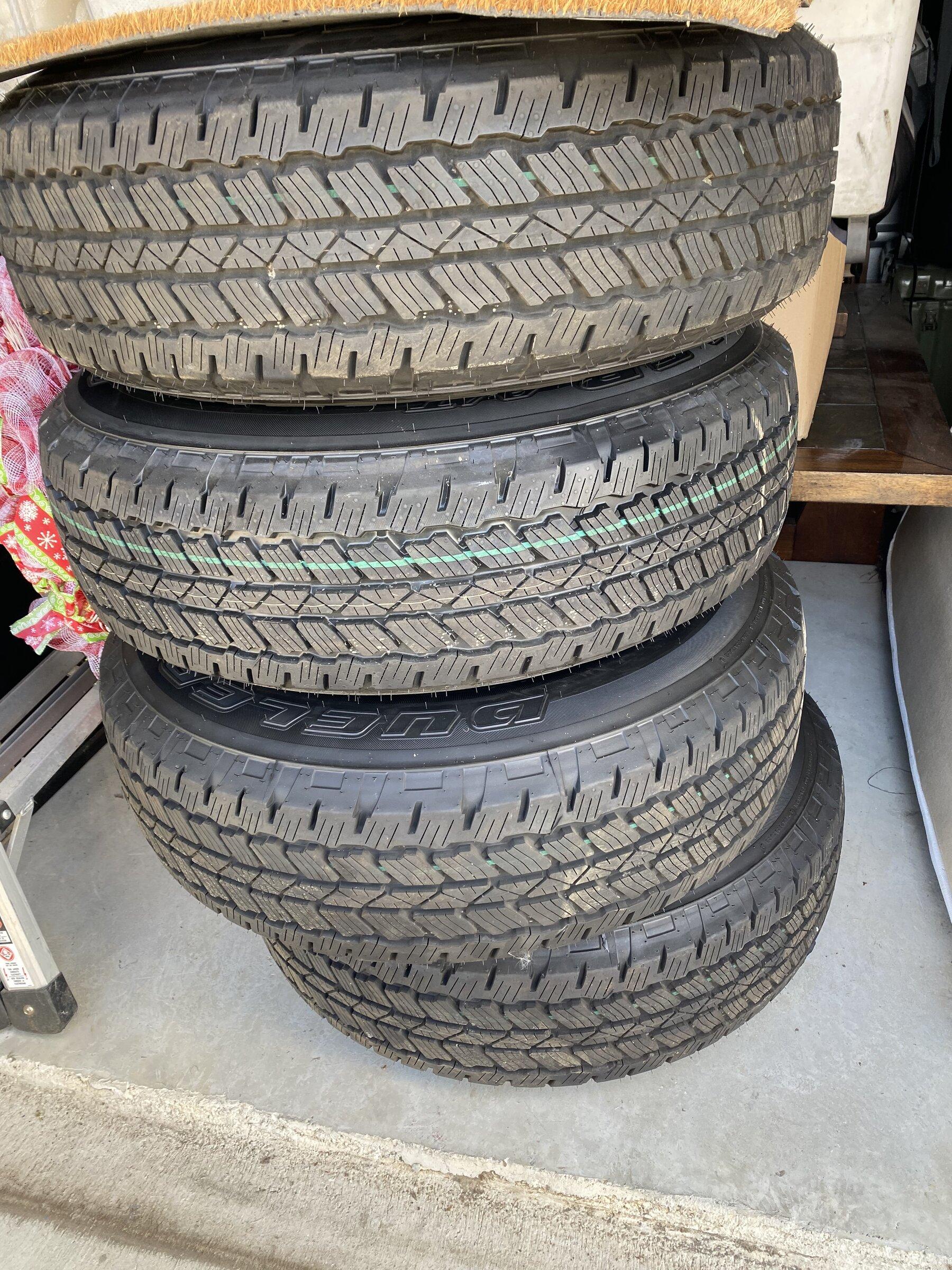 Ford Bronco Big Bend Tire/Wheel Takeoffs B20A6F54-FA2C-4245-81D6-9B891683C278