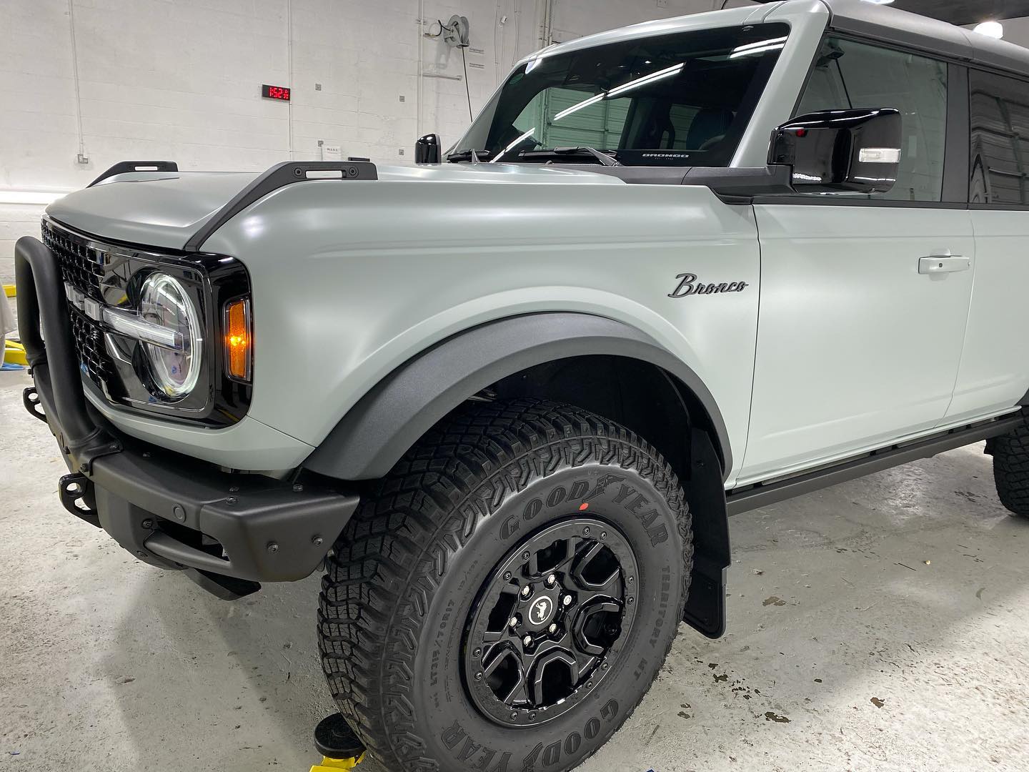 Ford Bronco CACTUS GRAY Bronco Club 273499808_4926306184101038_8466778697766556674_n