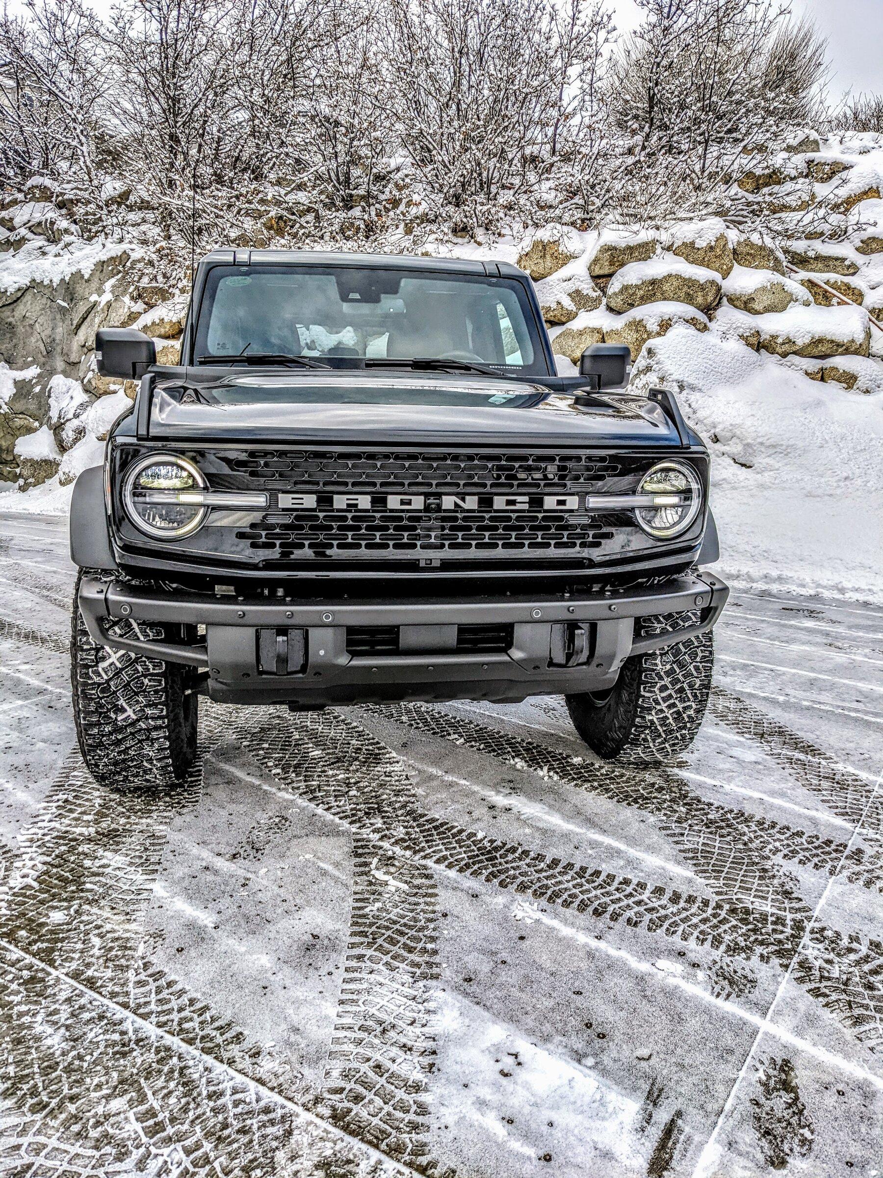 Ford Bronco SHADOW BLACK Bronco Club 2022 Bronco Wildtrak (1)