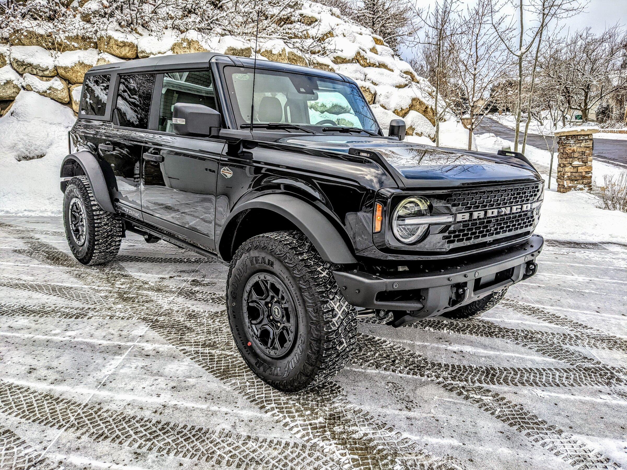 Ford Bronco SHADOW BLACK Bronco Club 2022 Bronco Wildtrak (2)