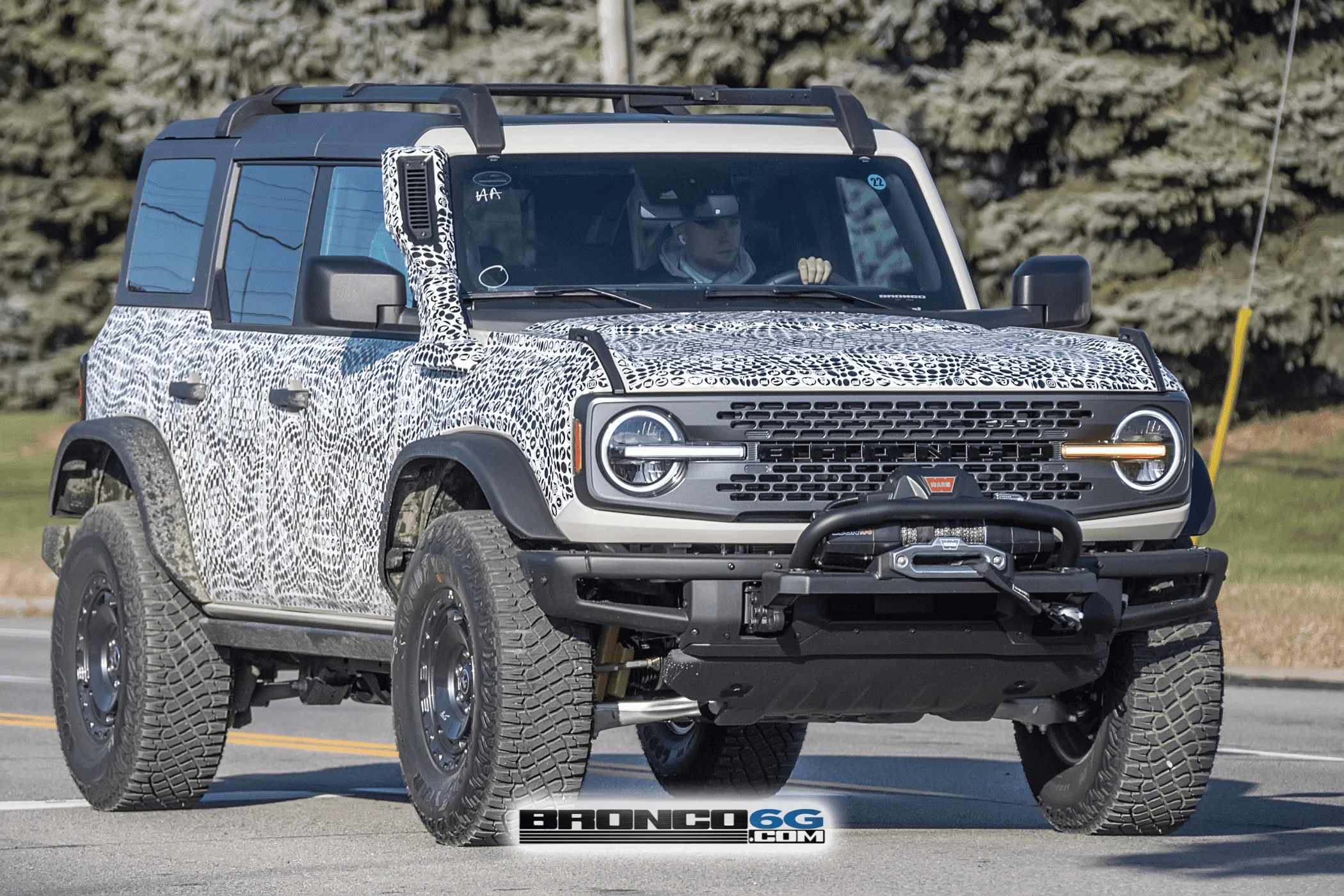 Ford Bronco Everglades Bronco Debuts Tomorrow 2/10 [Teaser] 1644440198843