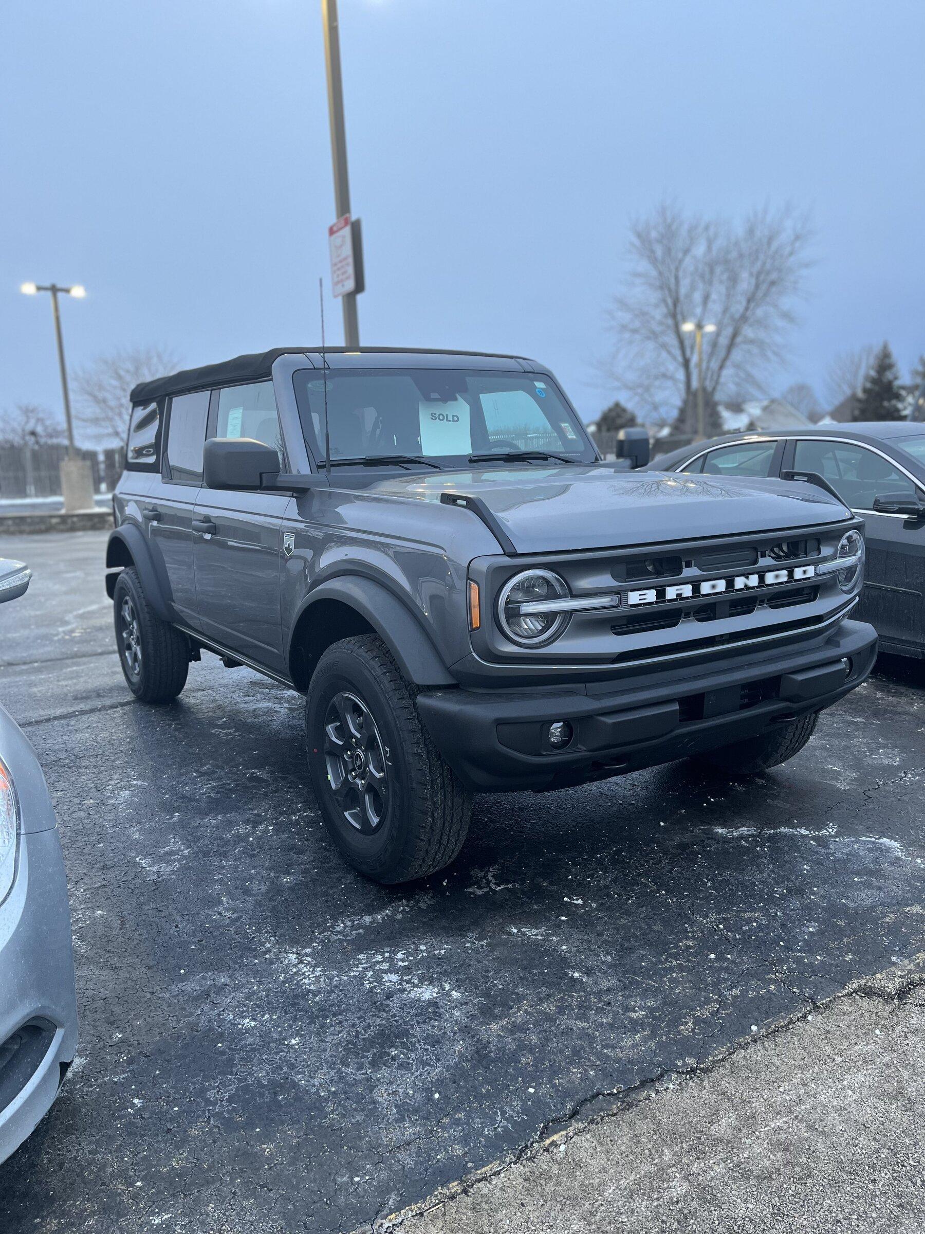 Ford Bronco 🛠 1/3/22 Build Week Group 6102B000-3BED-4877-B0EA-822A06AB3D7C