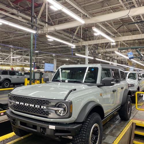Ford Bronco 🛠 1/3/22 Build Week Group tempImageUVSQGT