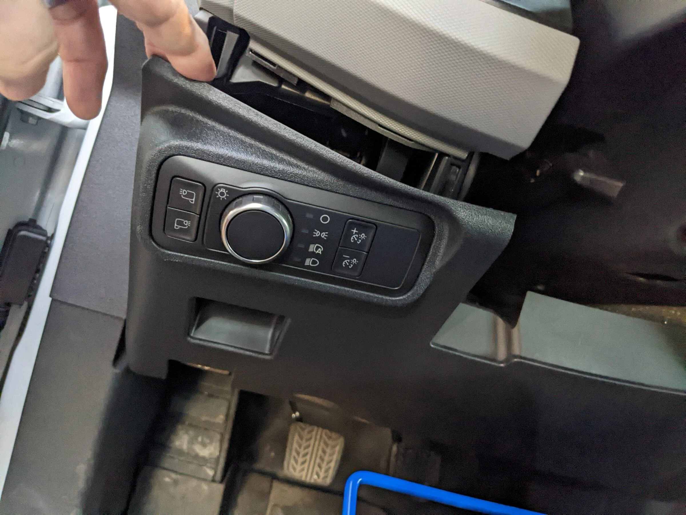 Ford Bronco Electronic Parking Brake Handle/Light Control Module Replacement PXL_20220210_000730446