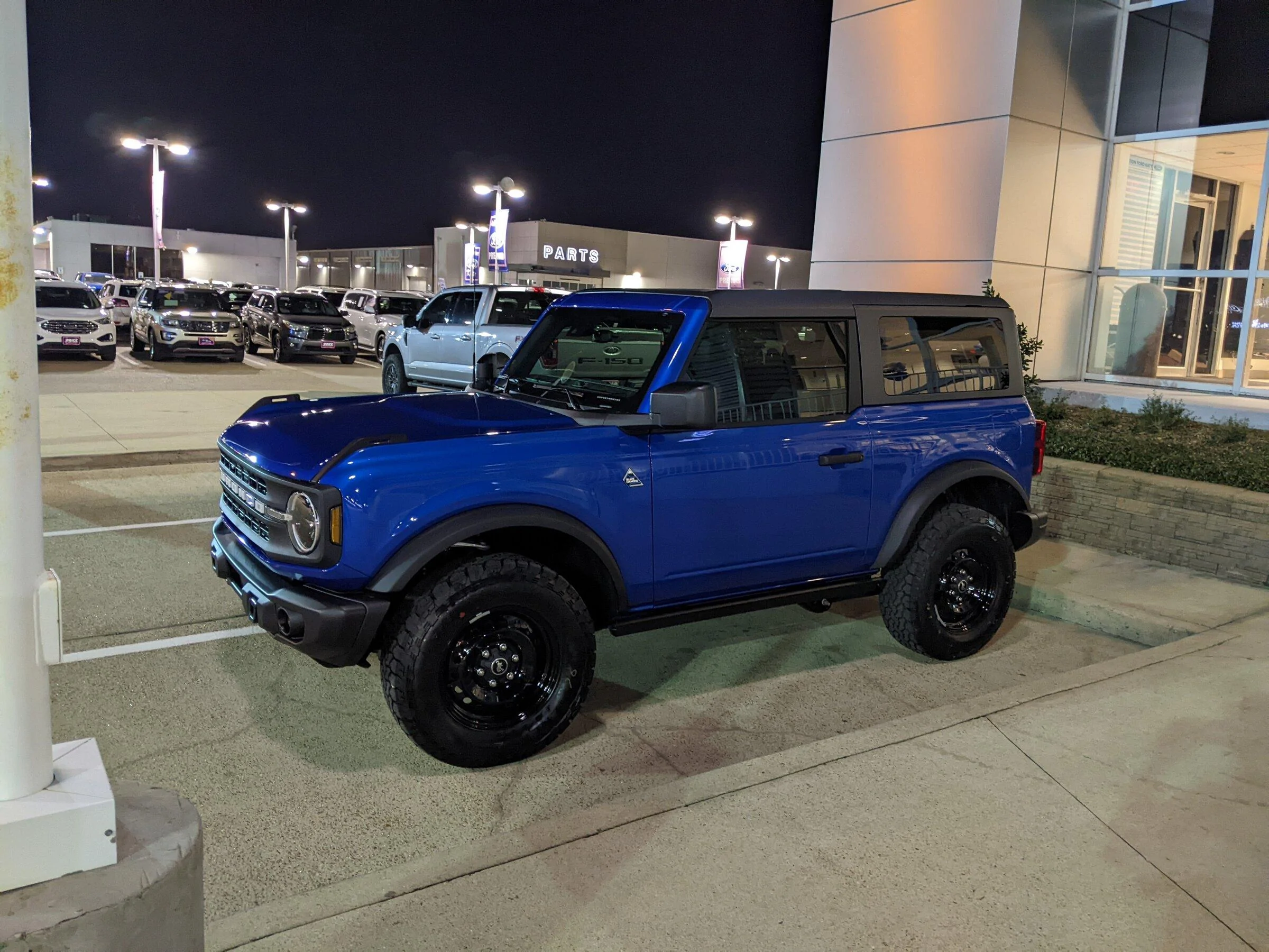 Ford Bronco 🛠 1/3/22 Build Week Group PXL_20220210_032303137