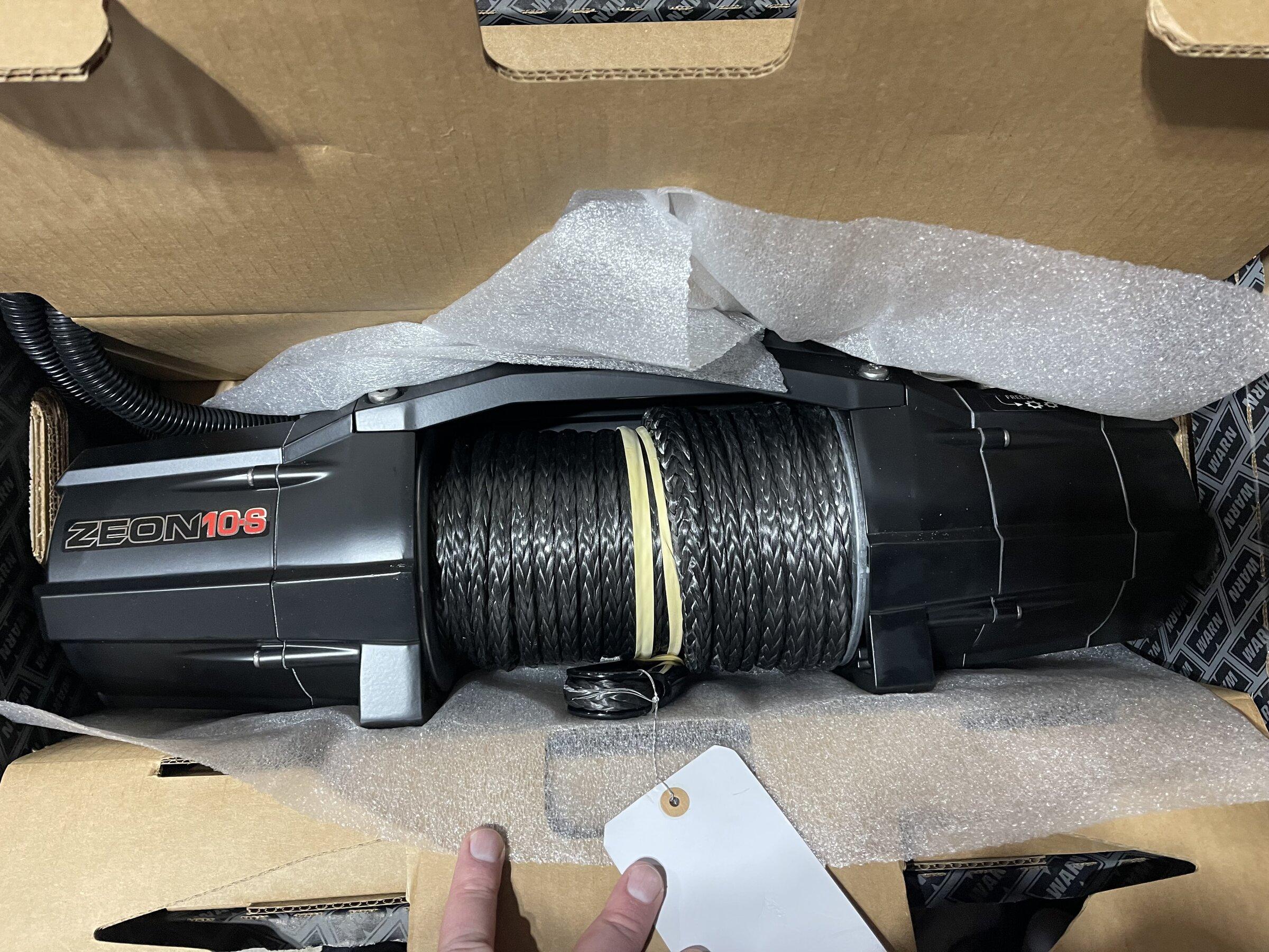 Ford Bronco Bronco Winch A9E0D158-C8BA-44BF-B26B-58A1A23495F0