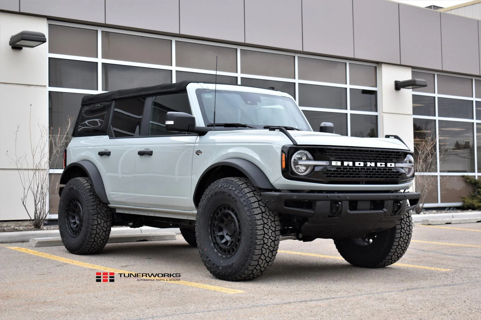 Ford Bronco CACTUS GRAY Bronco Club DSC_0822