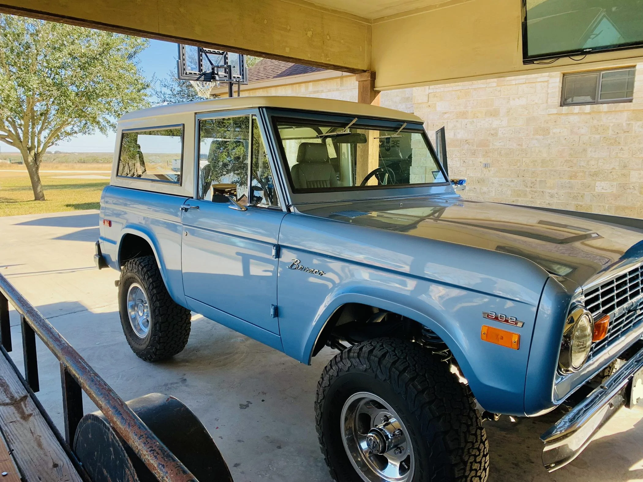 Ford Bronco Howdy from Texas! 01A380C5-5FCE-447D-90F8-2E9406F34AE2